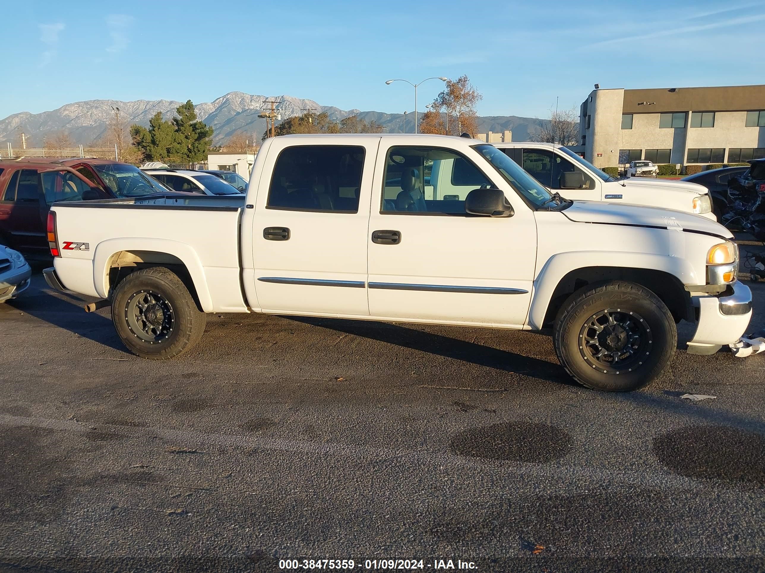 Photo 12 VIN: 2GTEK13T751393664 - GMC SIERRA 