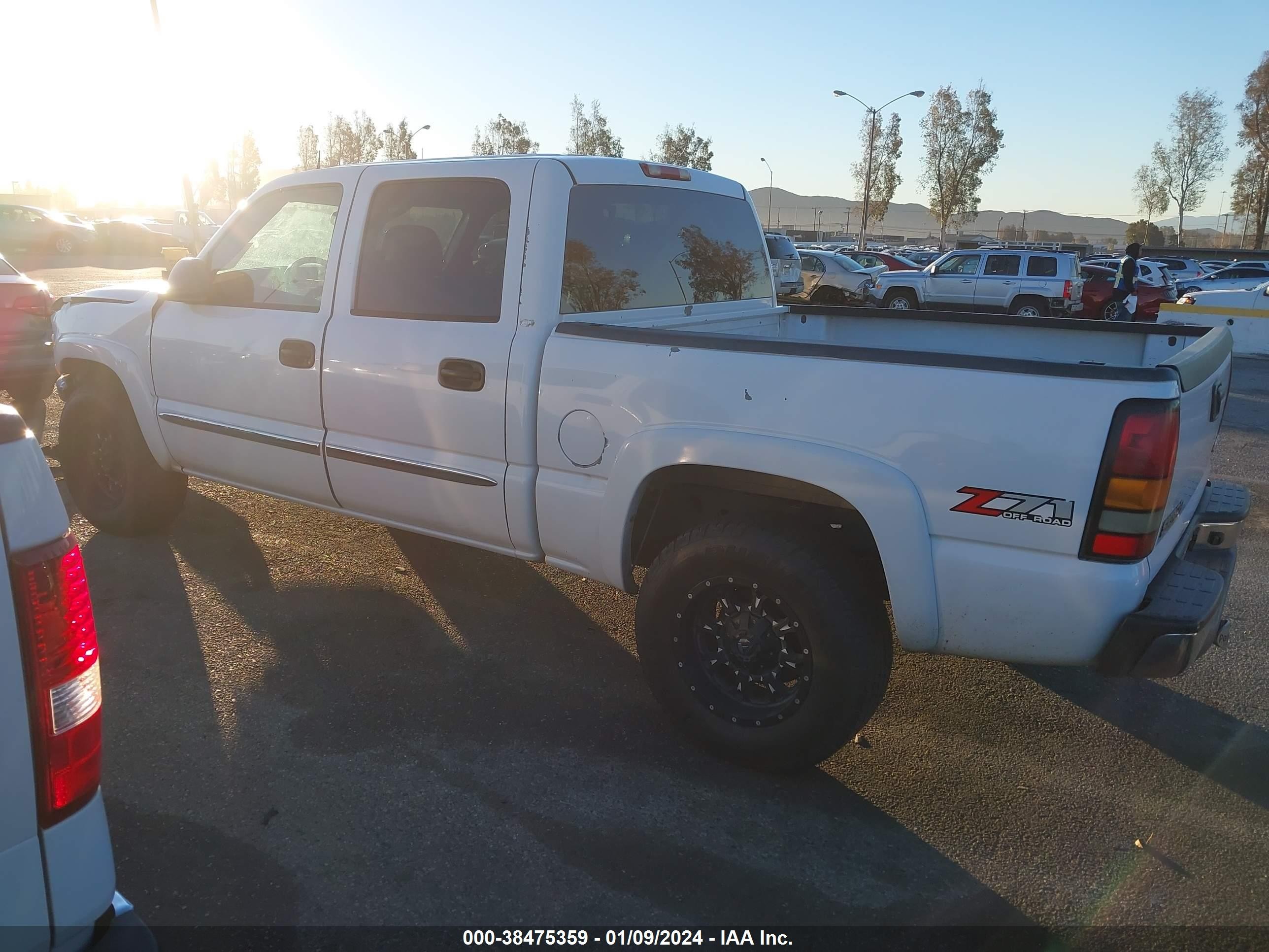 Photo 13 VIN: 2GTEK13T751393664 - GMC SIERRA 