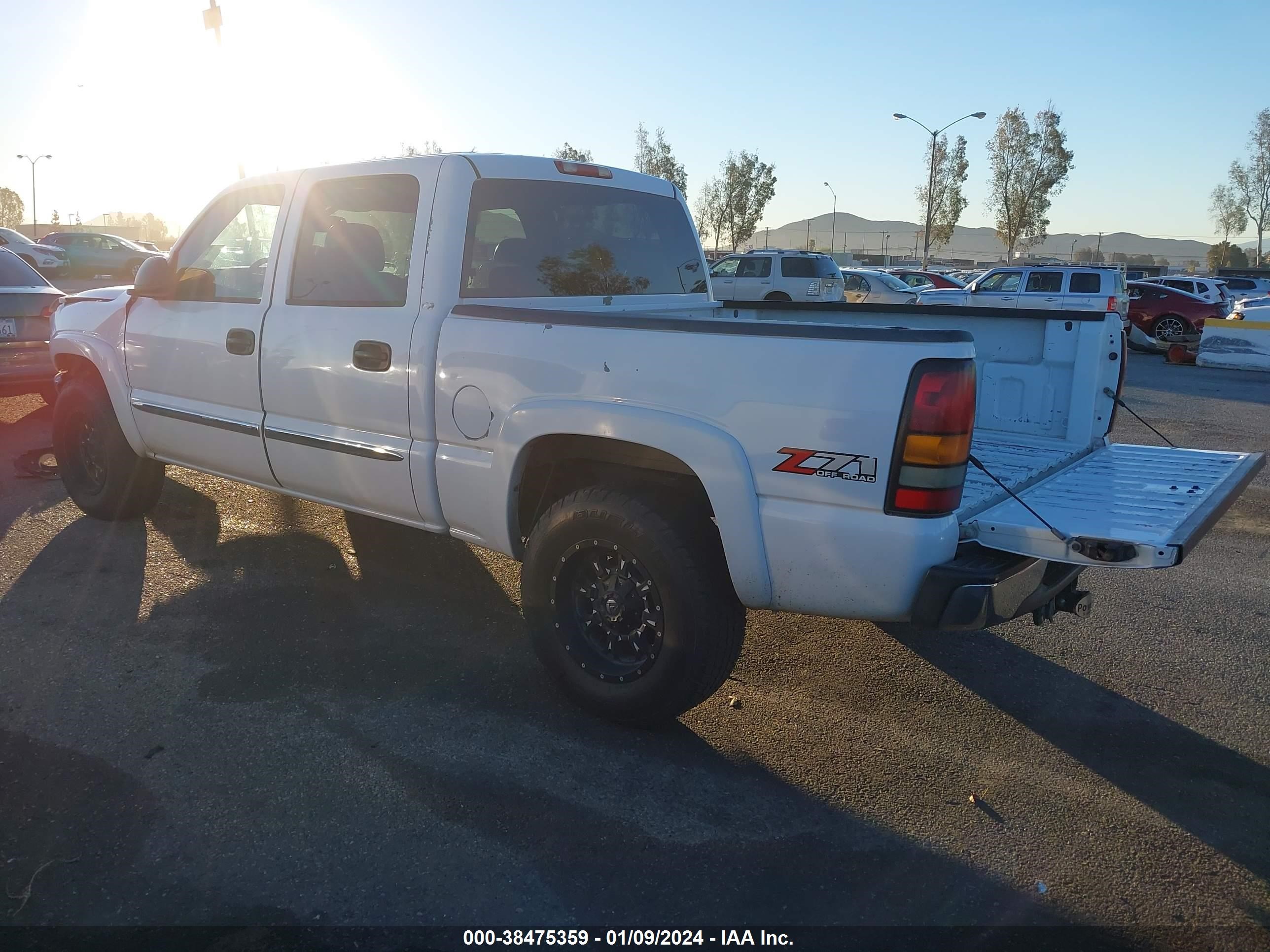 Photo 2 VIN: 2GTEK13T751393664 - GMC SIERRA 