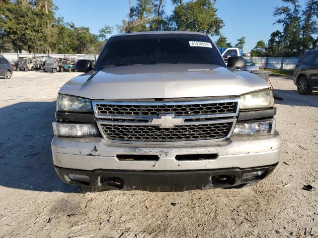 Photo 4 VIN: 2GTEK13T851140787 - GMC NEW SIERRA 