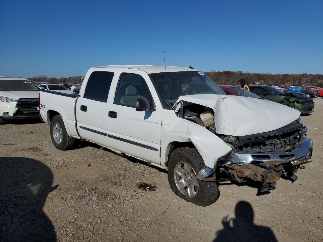 Photo 3 VIN: 2GTEK13T951220275 - GMC SIERRA 