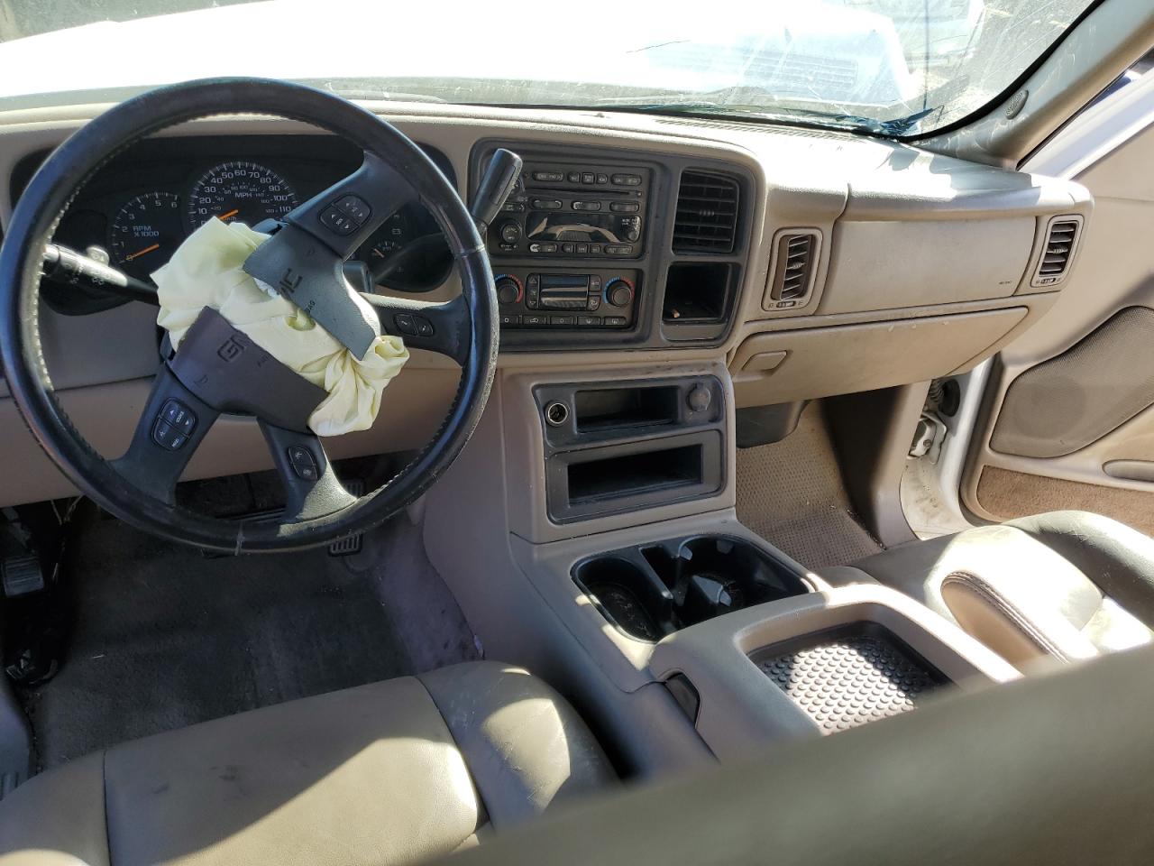 Photo 7 VIN: 2GTEK13T951220275 - GMC SIERRA 