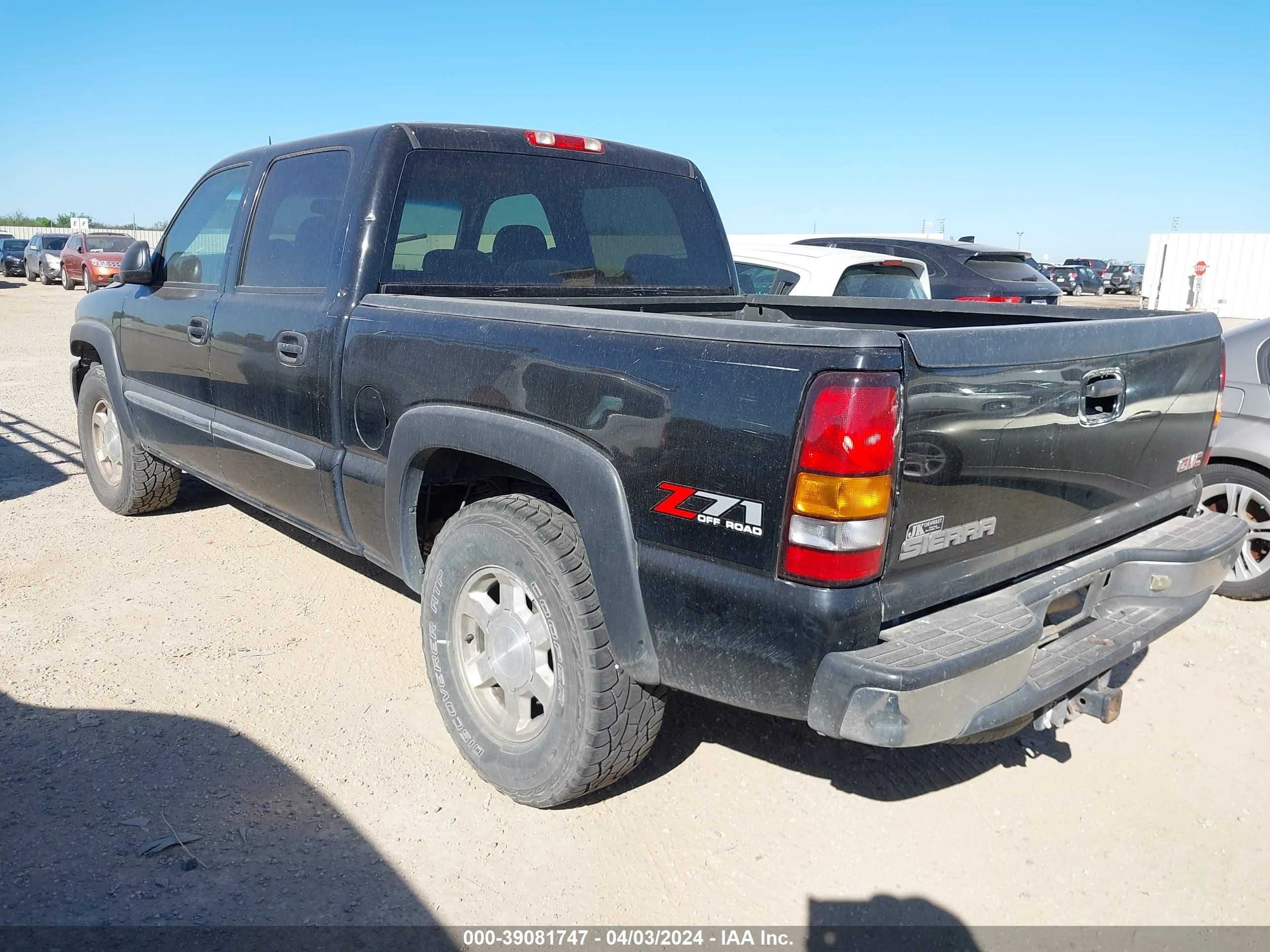 Photo 2 VIN: 2GTEK13T951260274 - GMC SIERRA 