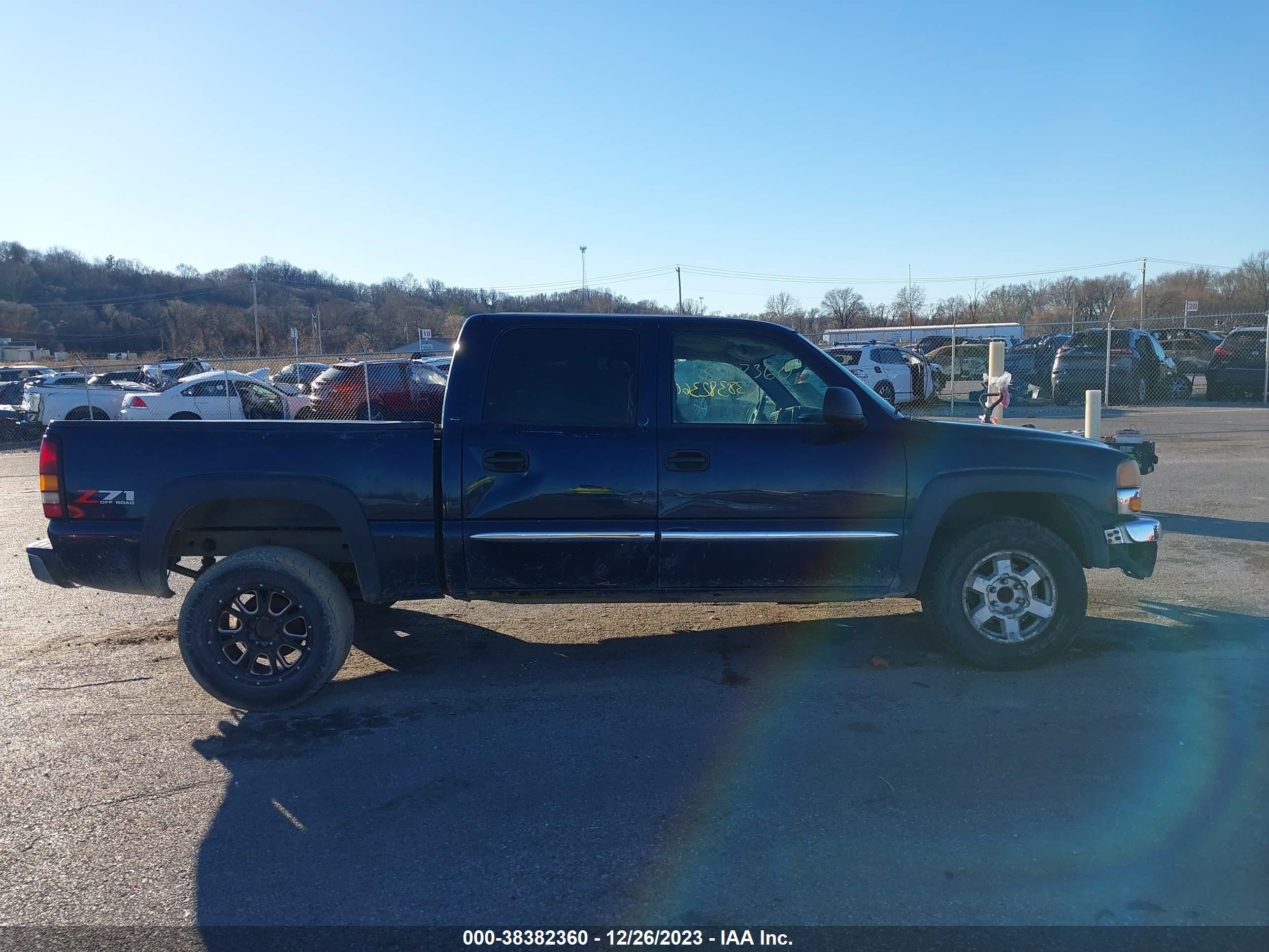 Photo 12 VIN: 2GTEK13TX51131752 - GMC SIERRA 