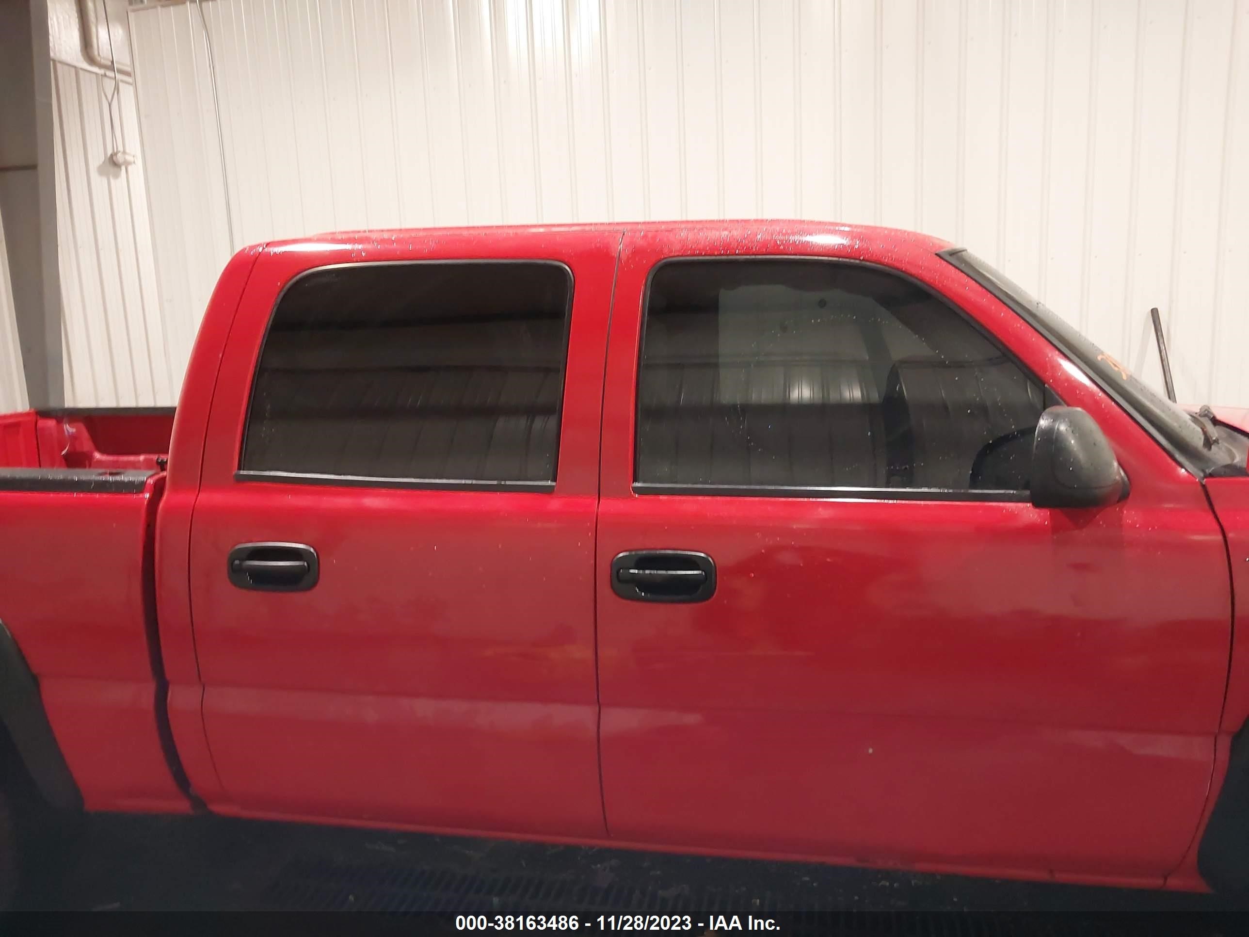 Photo 13 VIN: 2GTEK13TX61172738 - GMC SIERRA 