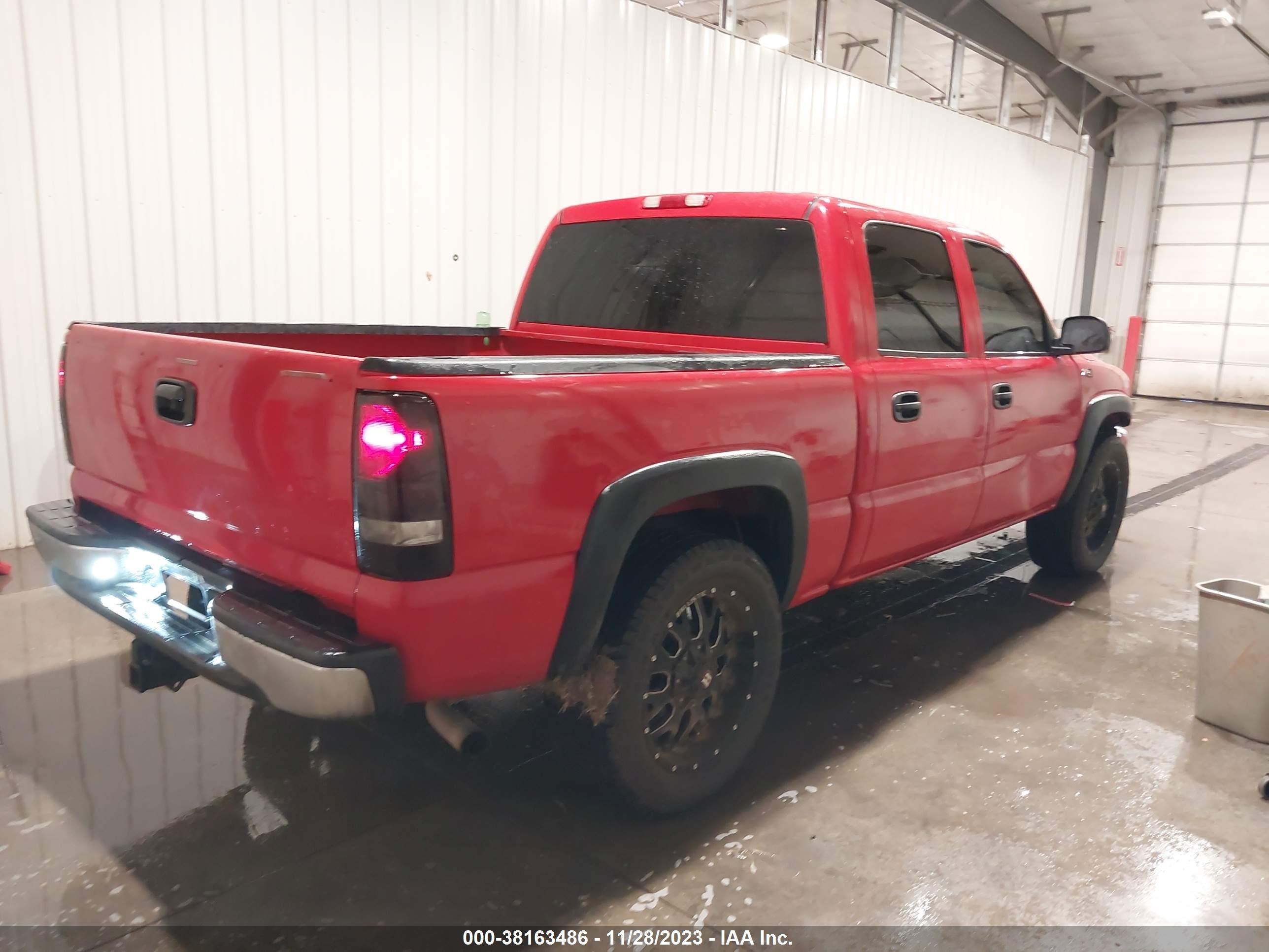 Photo 3 VIN: 2GTEK13TX61172738 - GMC SIERRA 