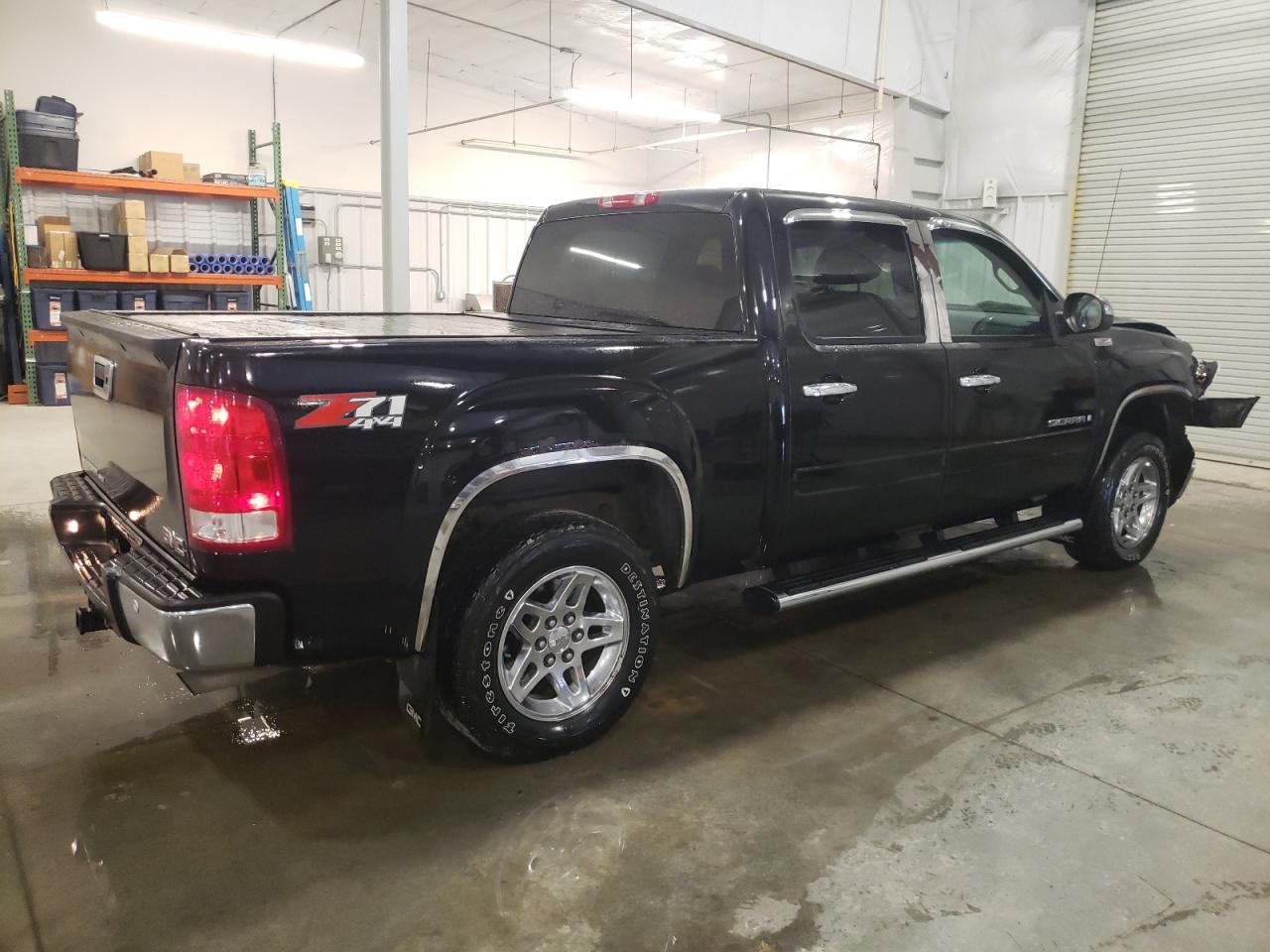 Photo 2 VIN: 2GTEK13Y981308128 - GMC SIERRA 