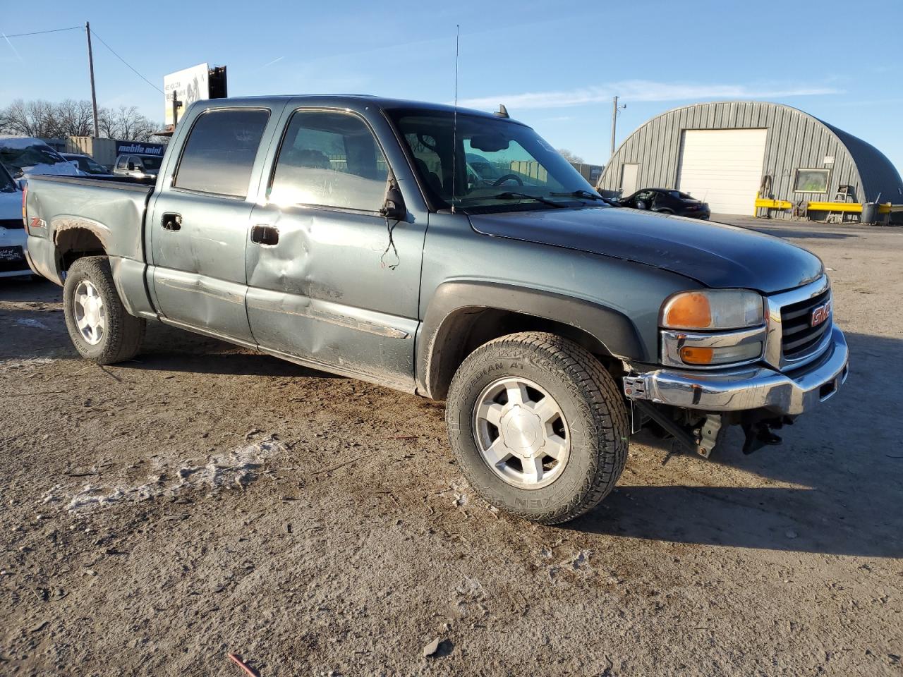 Photo 3 VIN: 2GTEK13Z071112876 - GMC SIERRA 