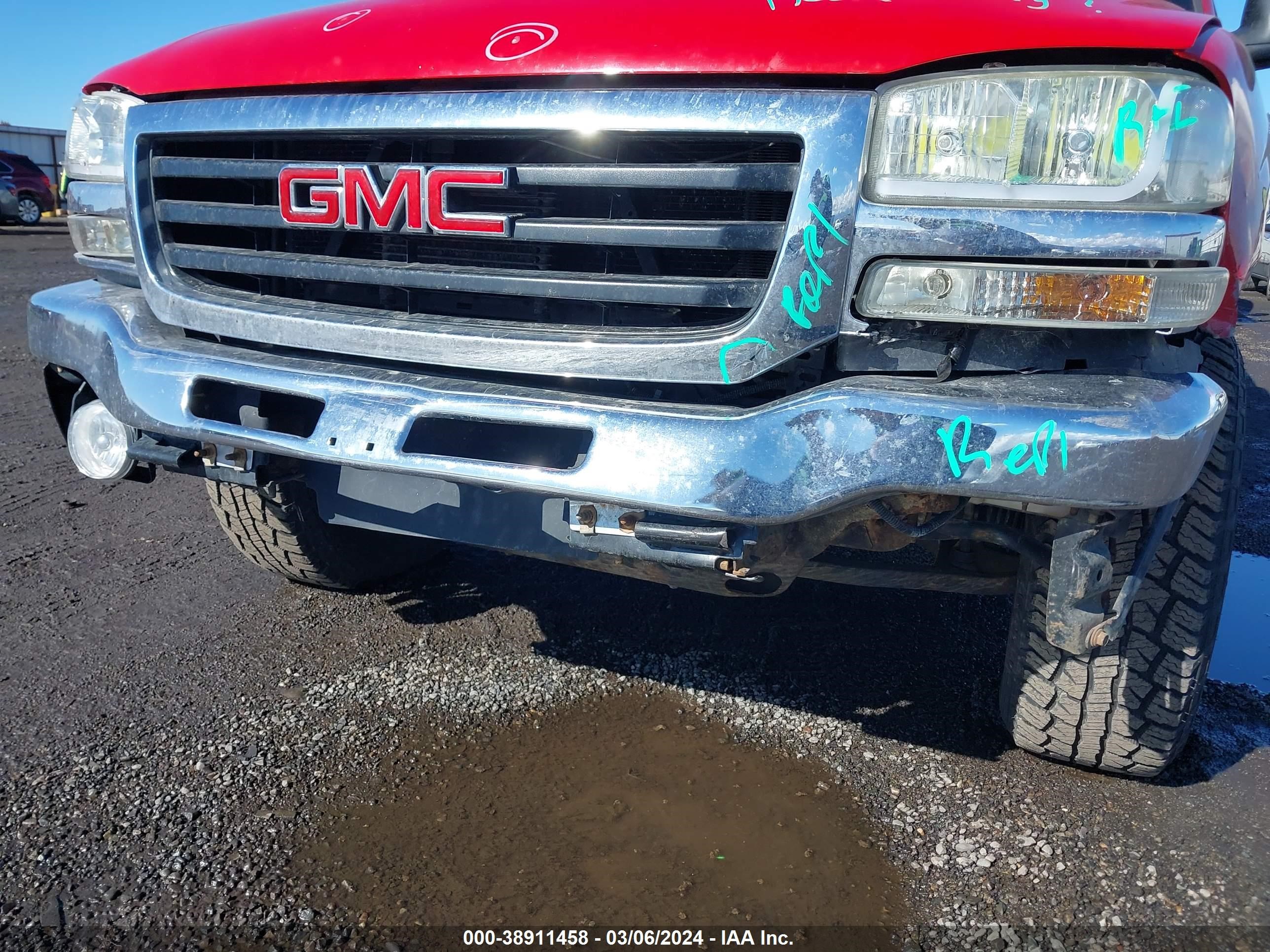 Photo 5 VIN: 2GTEK13Z261269923 - GMC SIERRA 