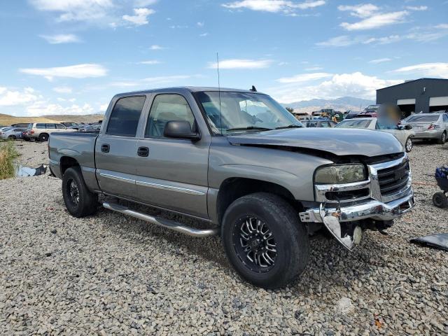 Photo 3 VIN: 2GTEK13Z471121970 - GMC SIERRA 