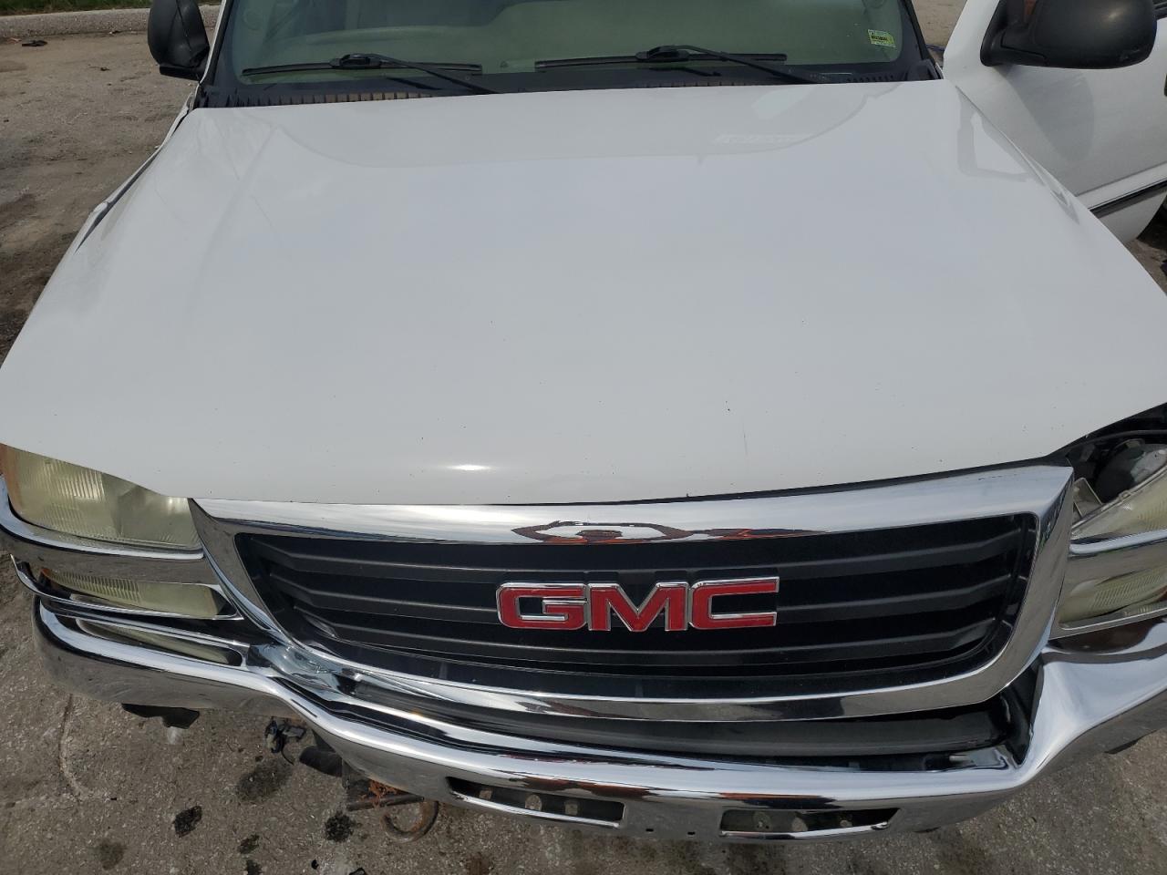 Photo 10 VIN: 2GTEK13Z561303823 - GMC SIERRA 