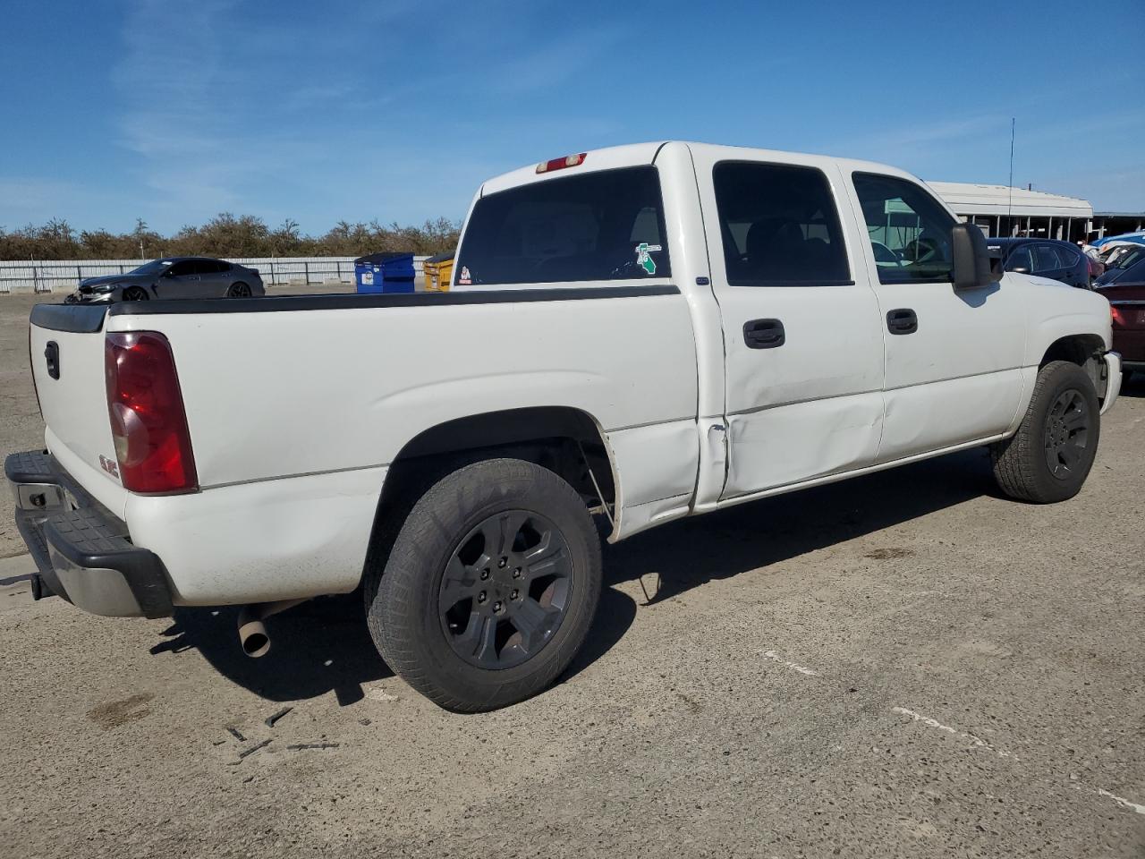 Photo 2 VIN: 2GTEK13Z761264264 - GMC SIERRA 