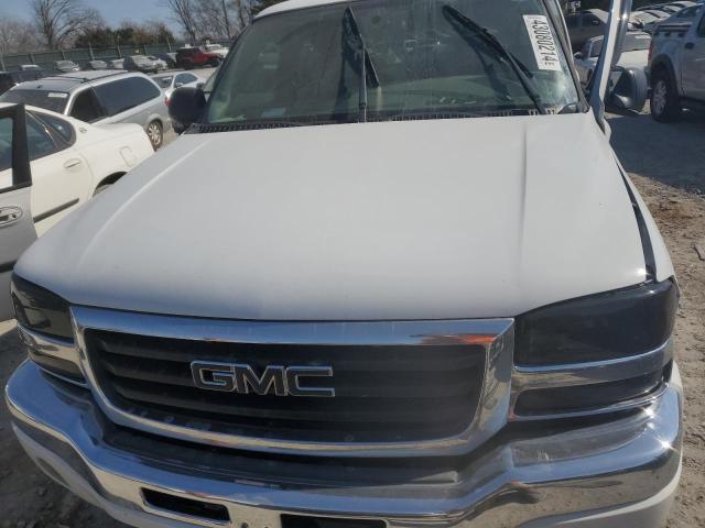 Photo 10 VIN: 2GTEK13Z861271305 - GMC SIERRA 