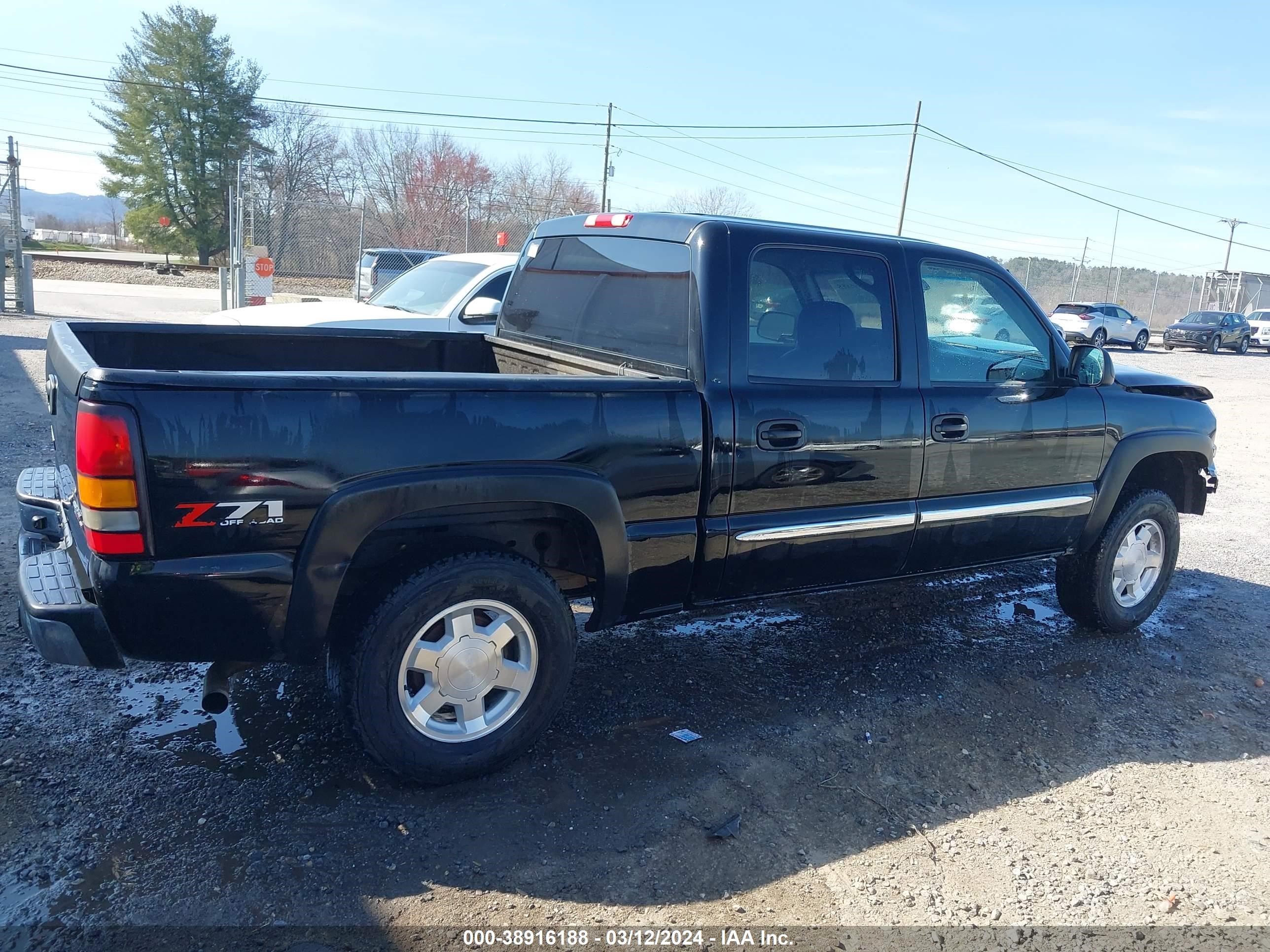 Photo 12 VIN: 2GTEK13Z861282076 - GMC SIERRA 