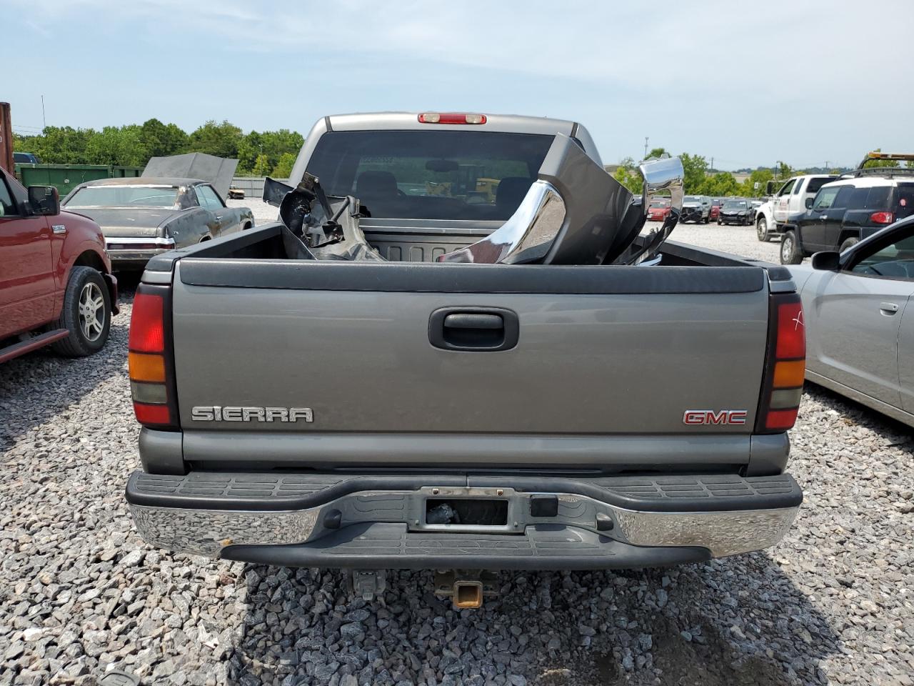 Photo 5 VIN: 2GTEK13Z961329860 - GMC SIERRA 