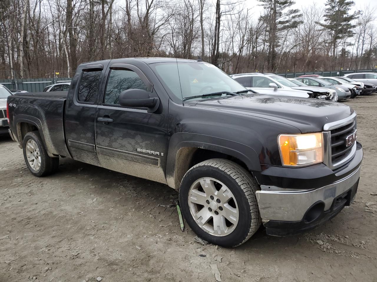 Photo 3 VIN: 2GTEK190381293093 - GMC SIERRA 