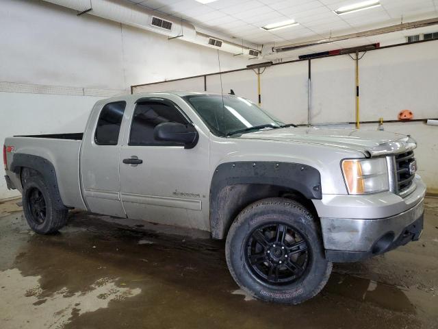 Photo 3 VIN: 2GTEK190481172766 - GMC SIERRA 