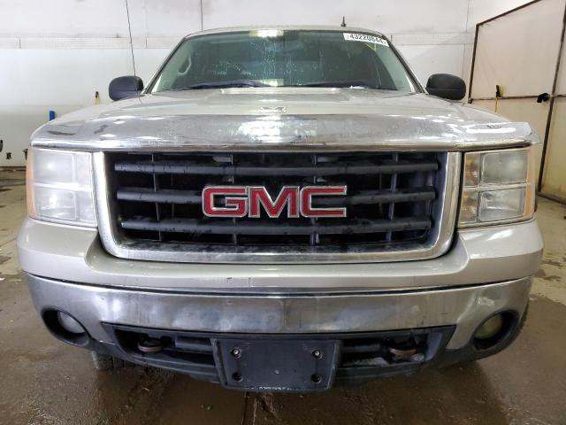 Photo 4 VIN: 2GTEK190481172766 - GMC SIERRA 