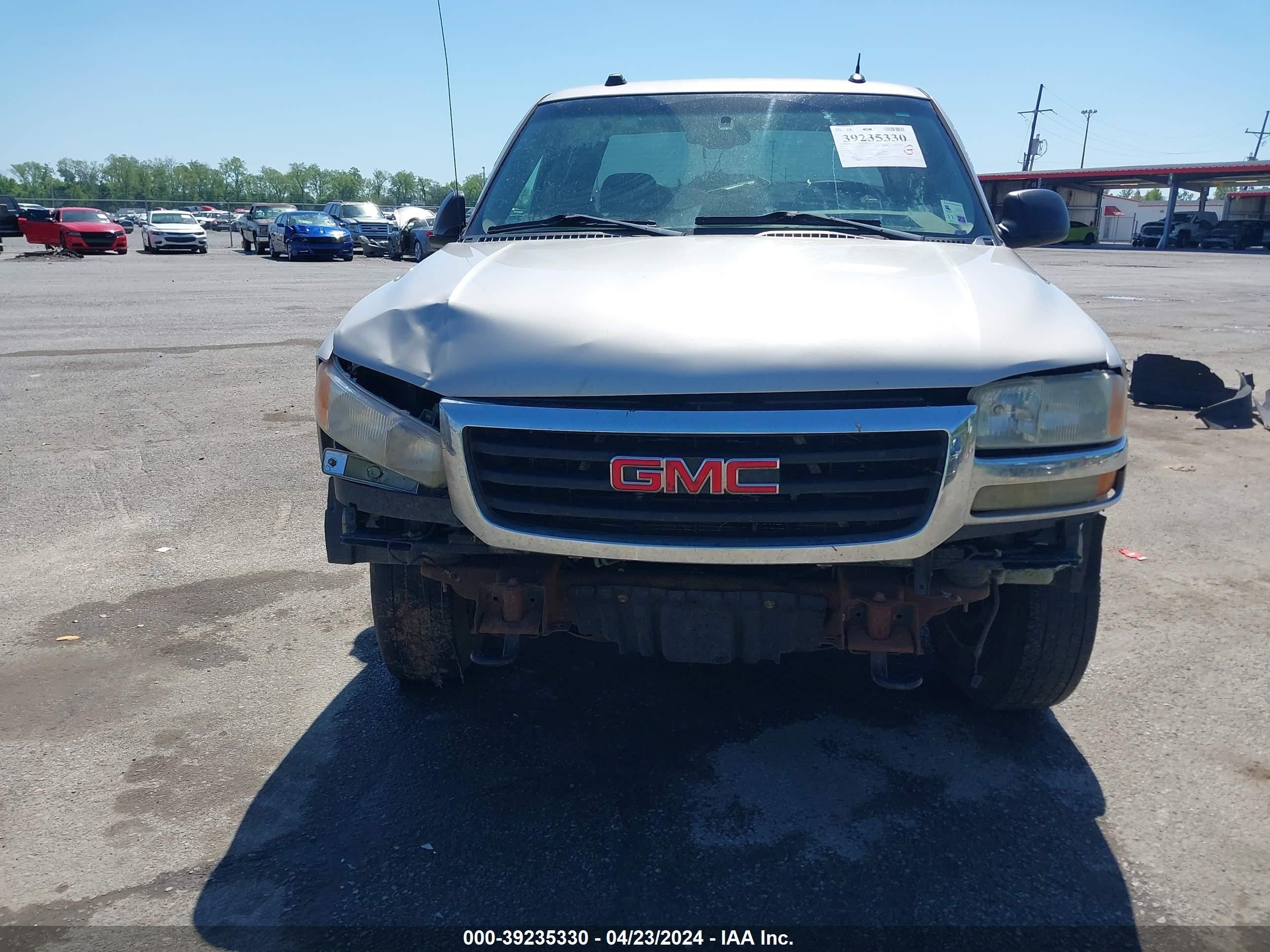 Photo 9 VIN: 2GTEK19B151271039 - GMC SIERRA 