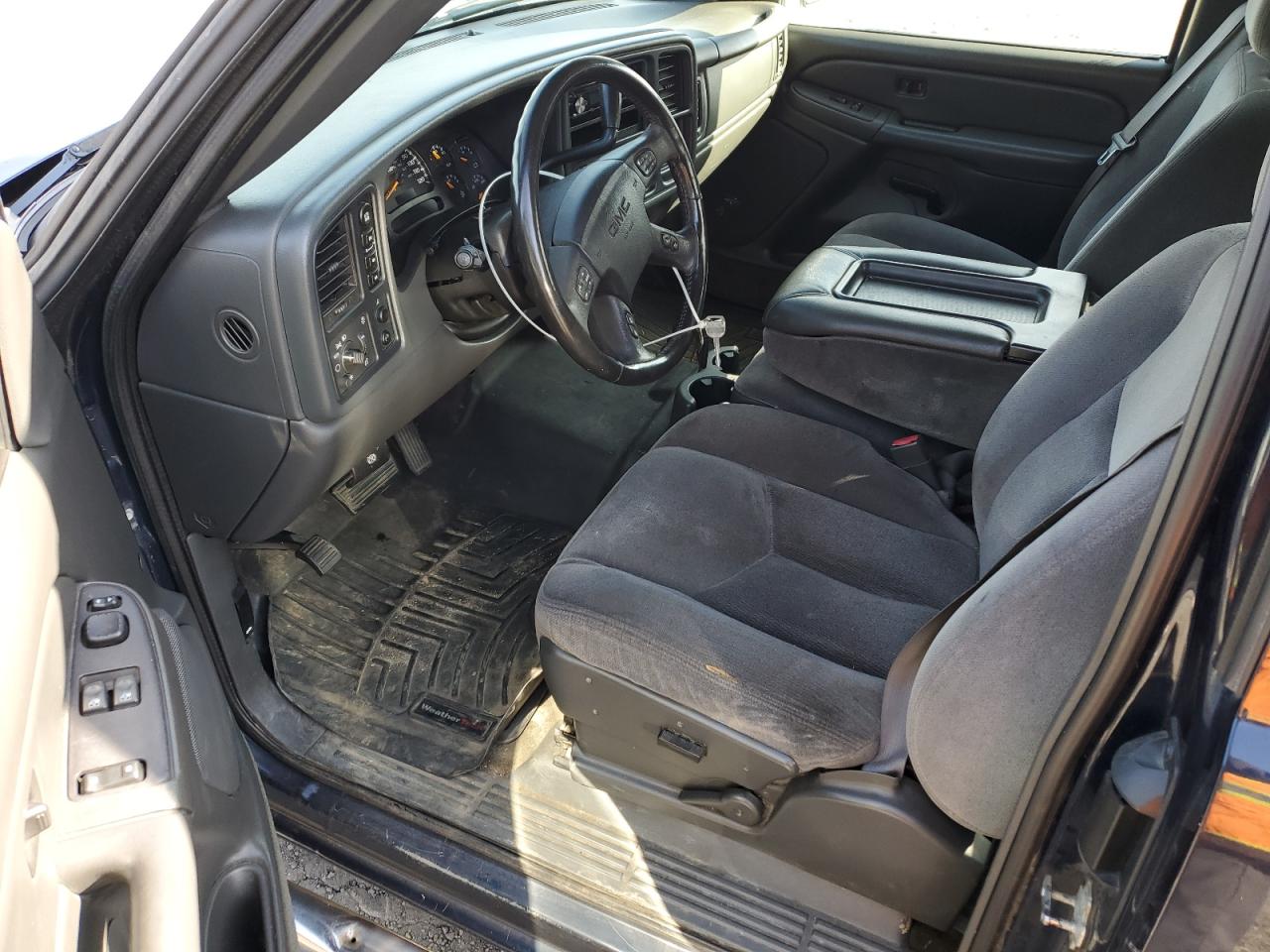 Photo 7 VIN: 2GTEK19B551275160 - GMC SIERRA 