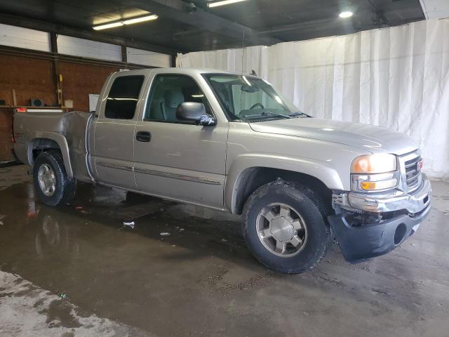 Photo 3 VIN: 2GTEK19B561111750 - GMC NEW SIERRA 