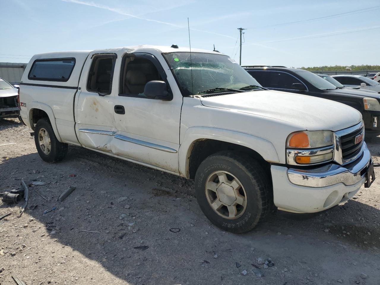 Photo 3 VIN: 2GTEK19B651312426 - GMC SIERRA 