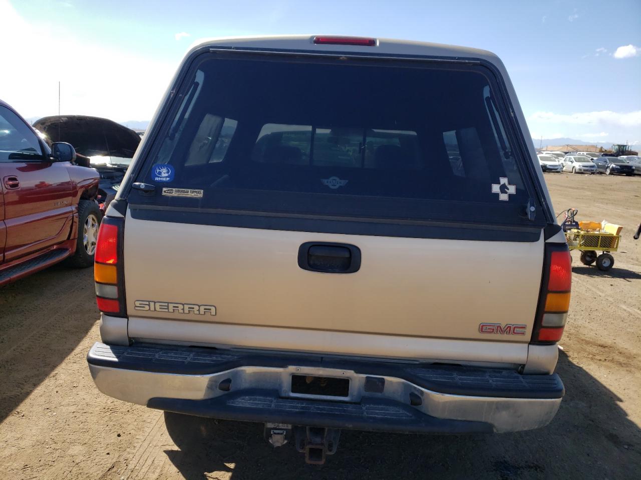 Photo 5 VIN: 2GTEK19B751287021 - GMC SIERRA 