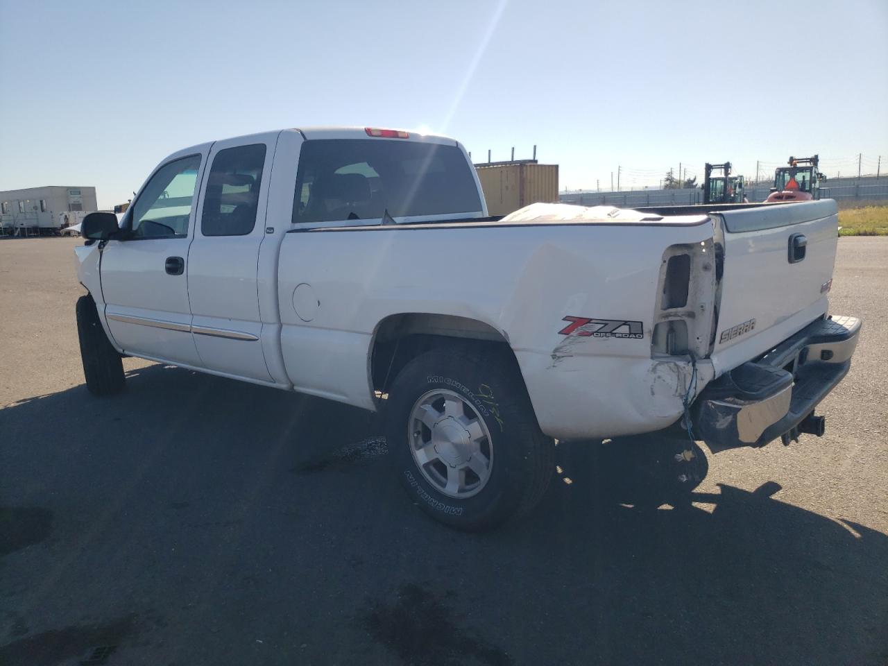 Photo 1 VIN: 2GTEK19B851348652 - GMC SIERRA 