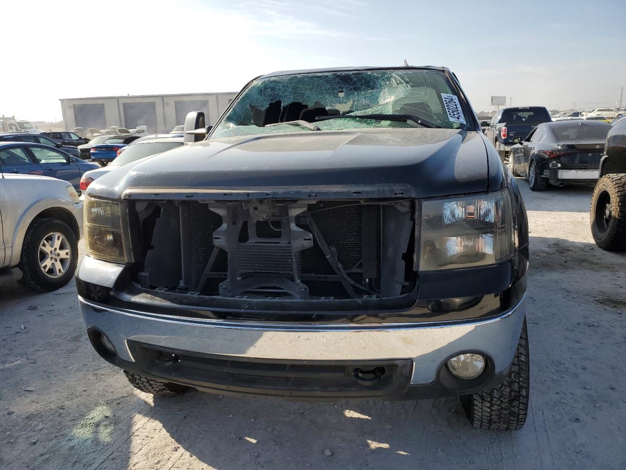 Photo 4 VIN: 2GTEK19C481239974 - GMC SIERRA 