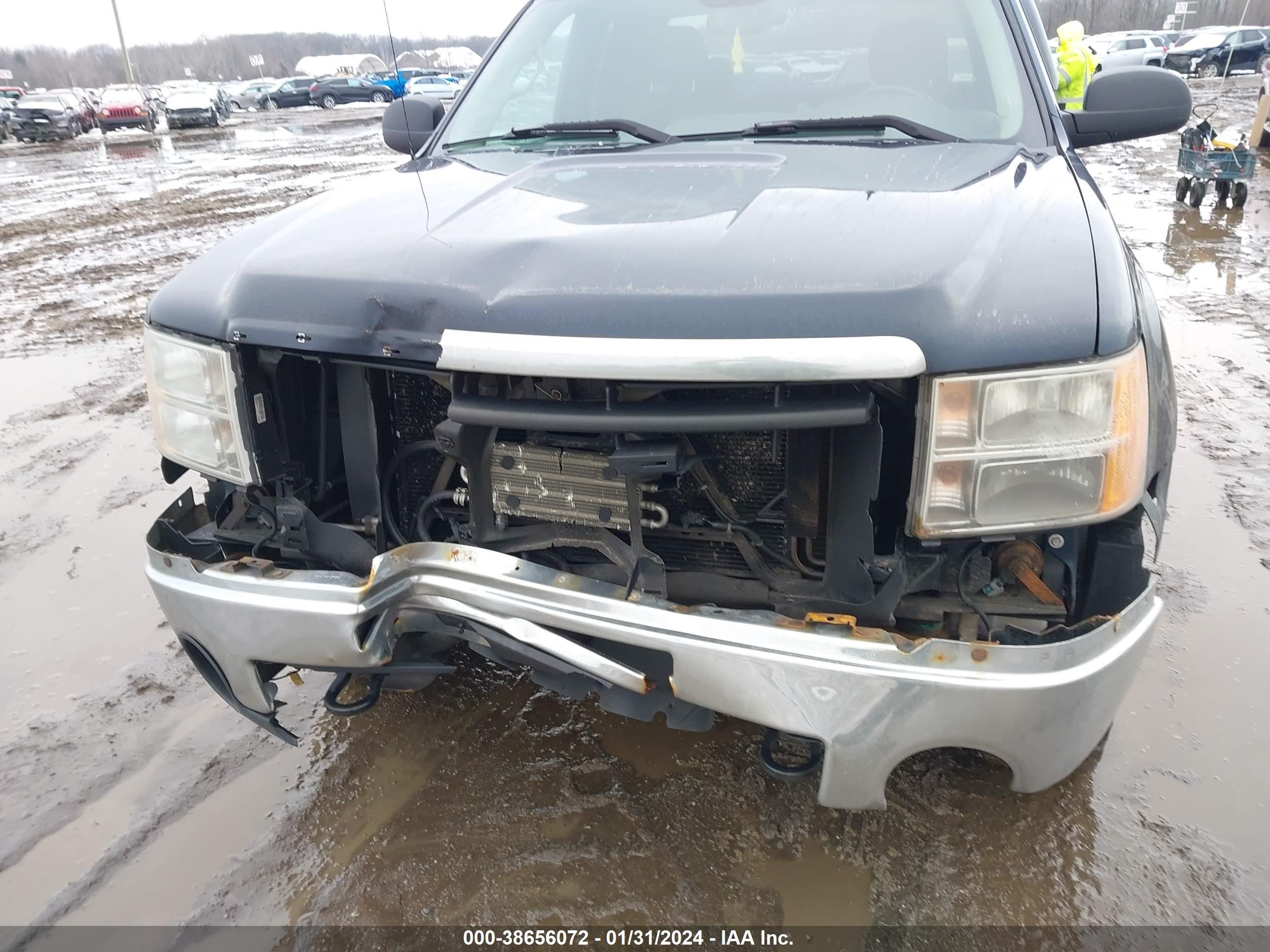 Photo 5 VIN: 2GTEK19J271604374 - GMC SIERRA 