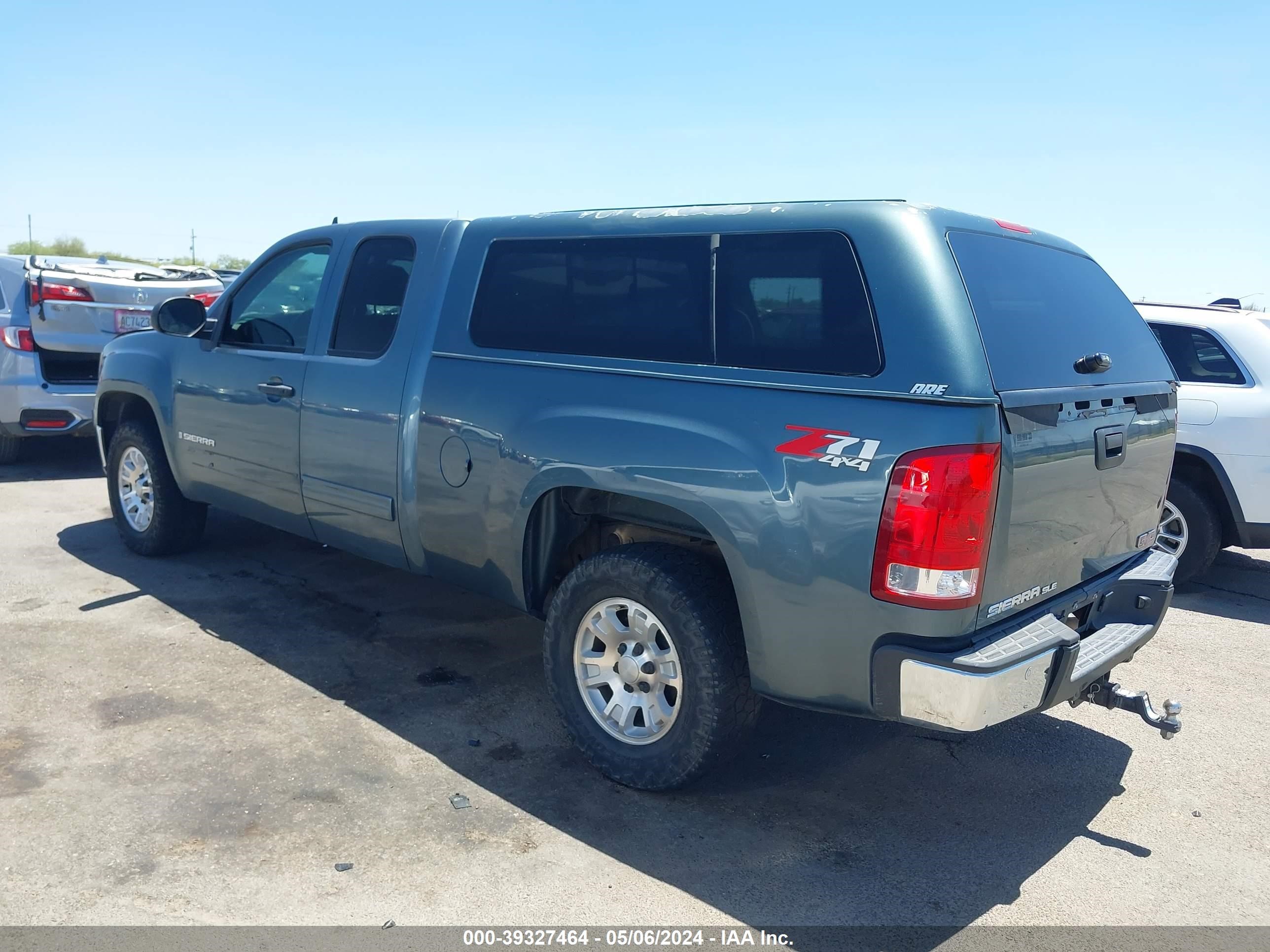 Photo 13 VIN: 2GTEK19J281263351 - GMC SIERRA 