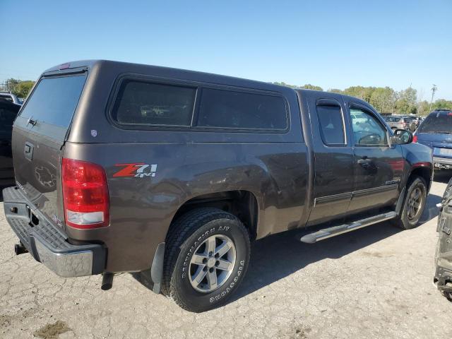 Photo 2 VIN: 2GTEK19J371610961 - GMC NEW SIERRA 