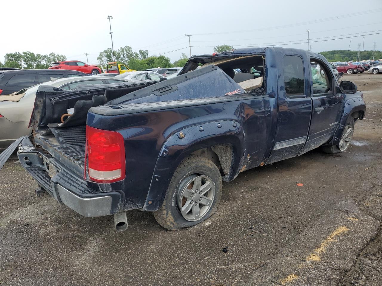 Photo 2 VIN: 2GTEK19J381215602 - GMC SIERRA 