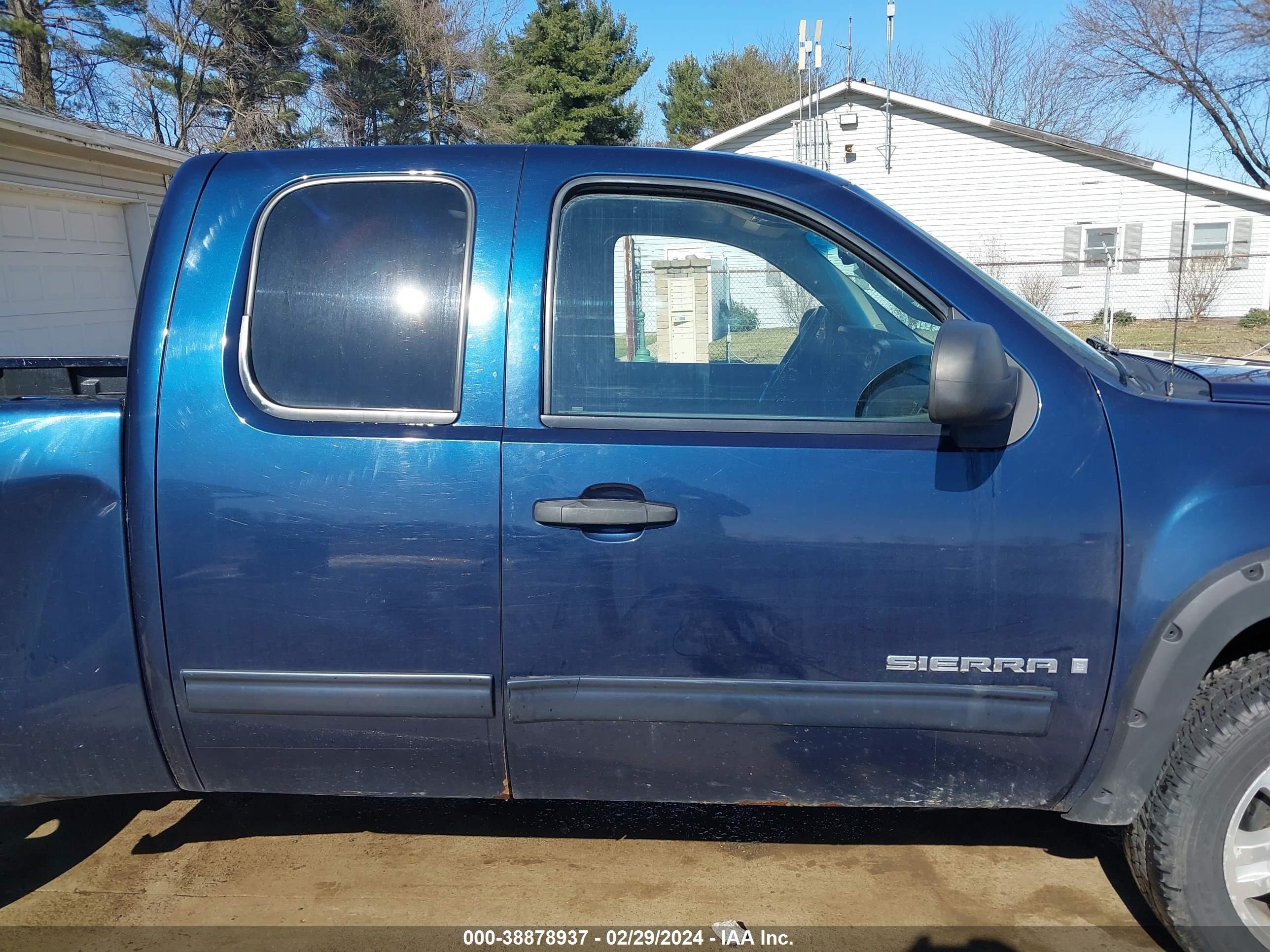 Photo 13 VIN: 2GTEK19J481280037 - GMC SIERRA 