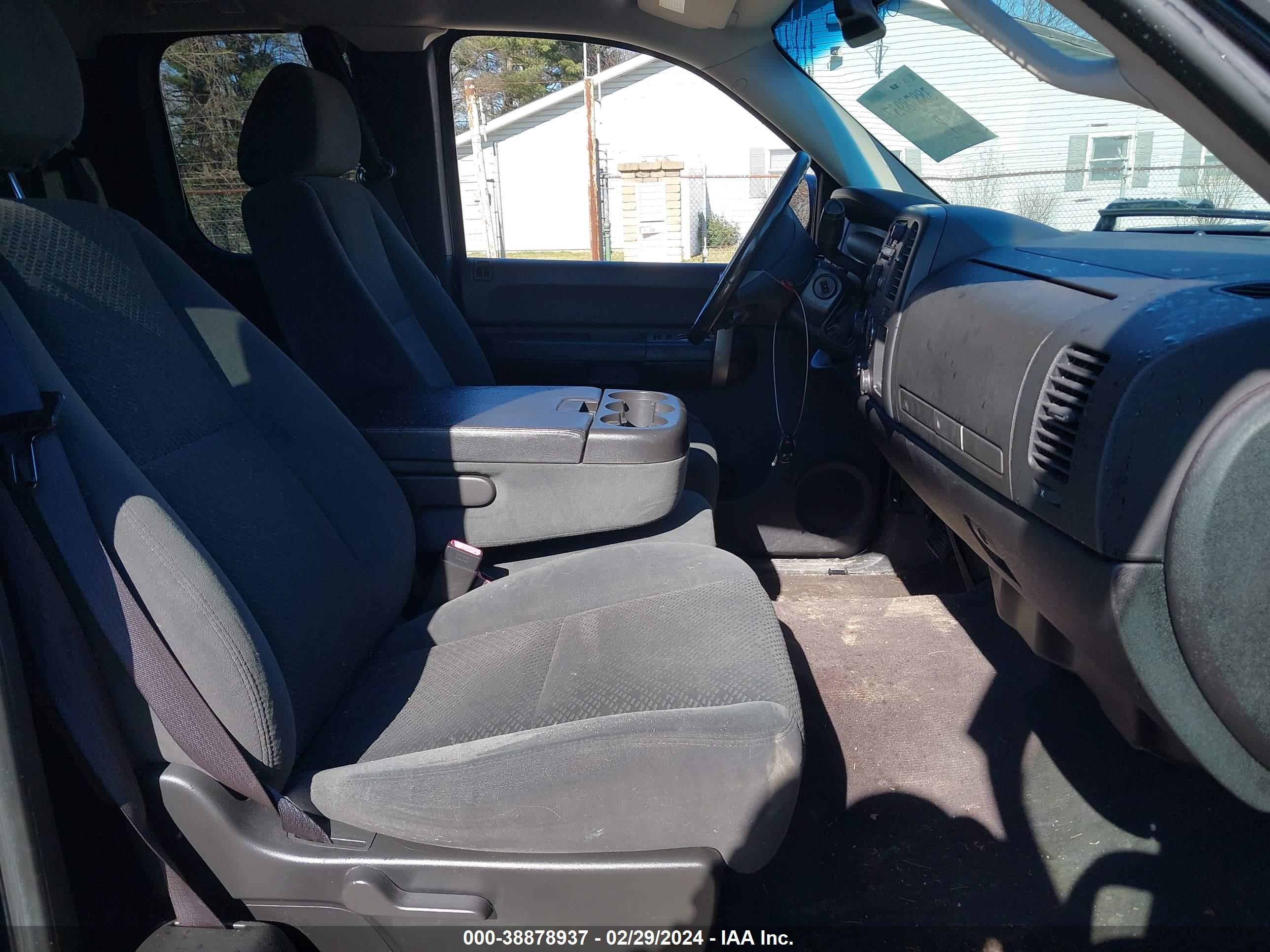 Photo 4 VIN: 2GTEK19J481280037 - GMC SIERRA 