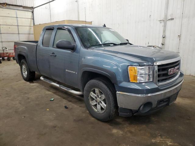 Photo 3 VIN: 2GTEK19J671682737 - GMC NEW SIERRA 