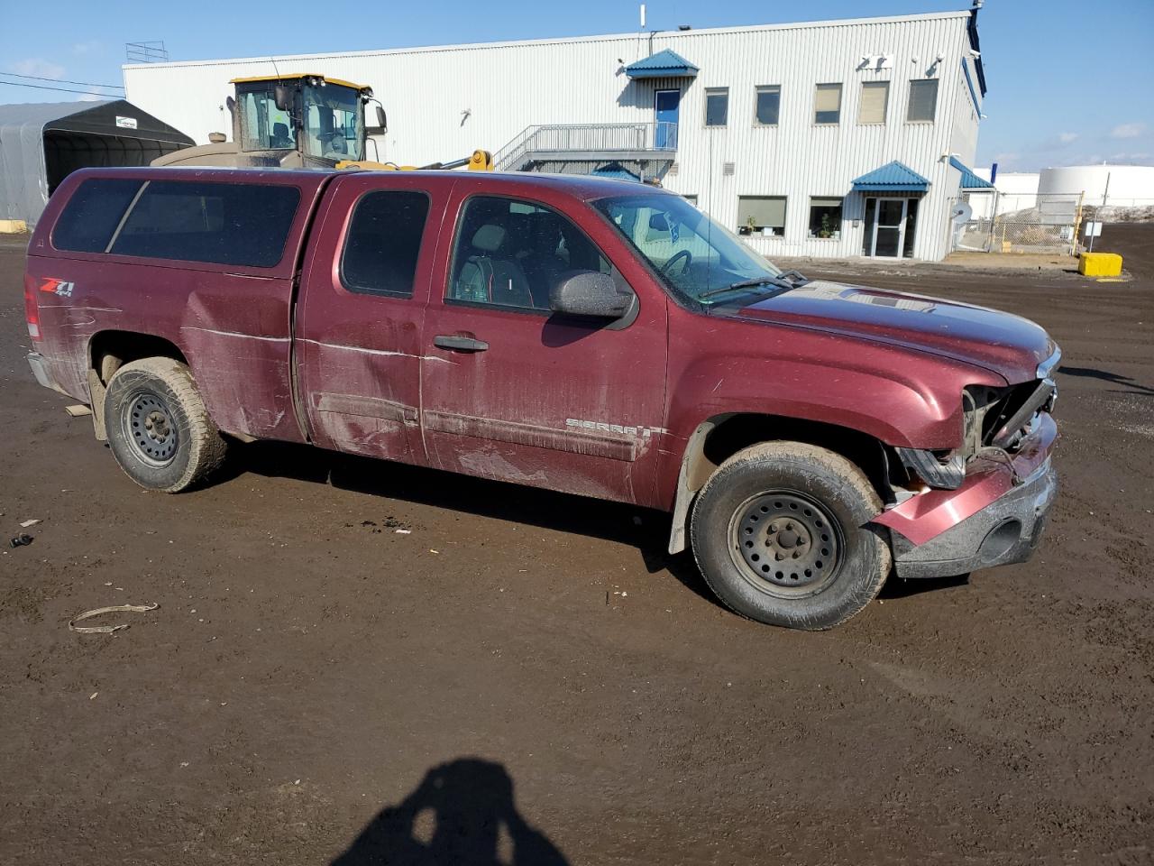 Photo 3 VIN: 2GTEK19JX81110961 - GMC SIERRA 