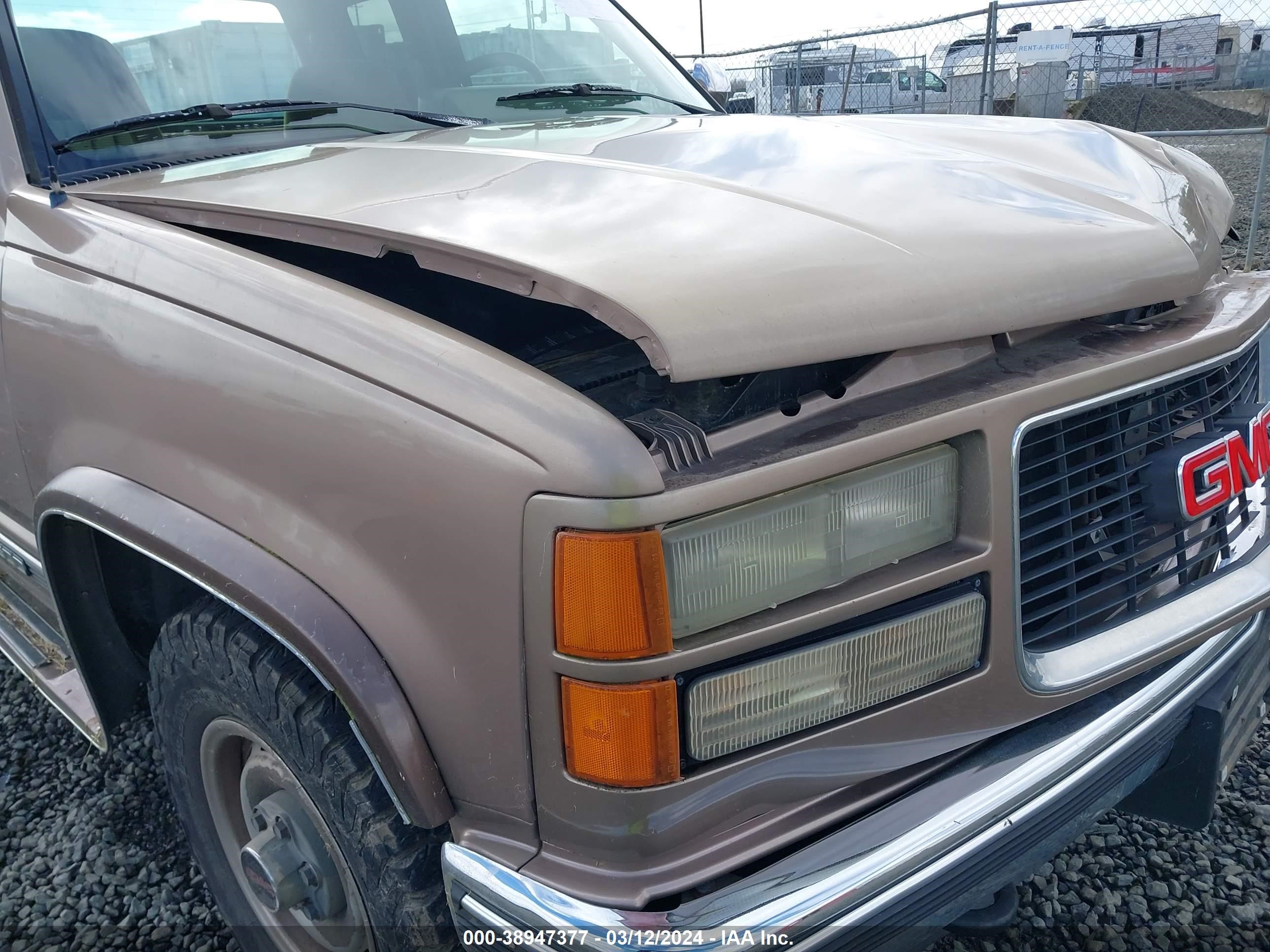 Photo 12 VIN: 2GTEK19K7R1576003 - GMC SIERRA 