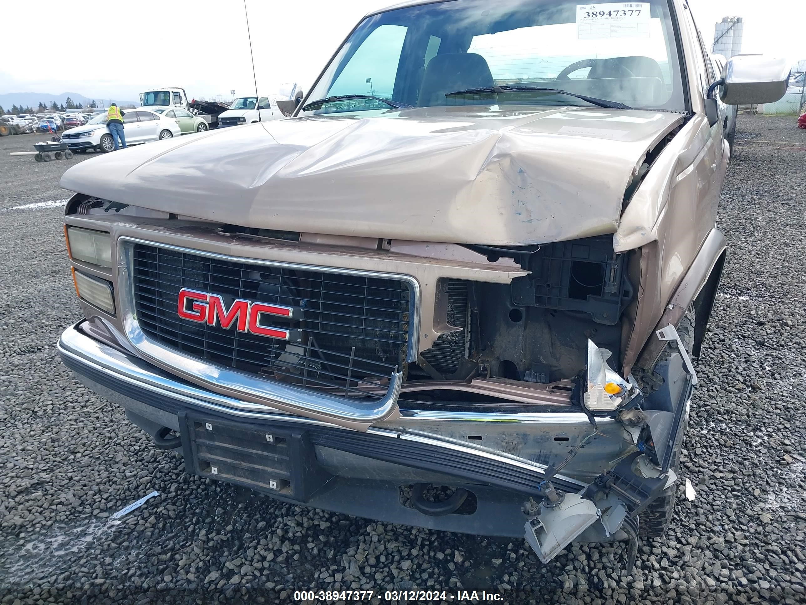 Photo 5 VIN: 2GTEK19K7R1576003 - GMC SIERRA 