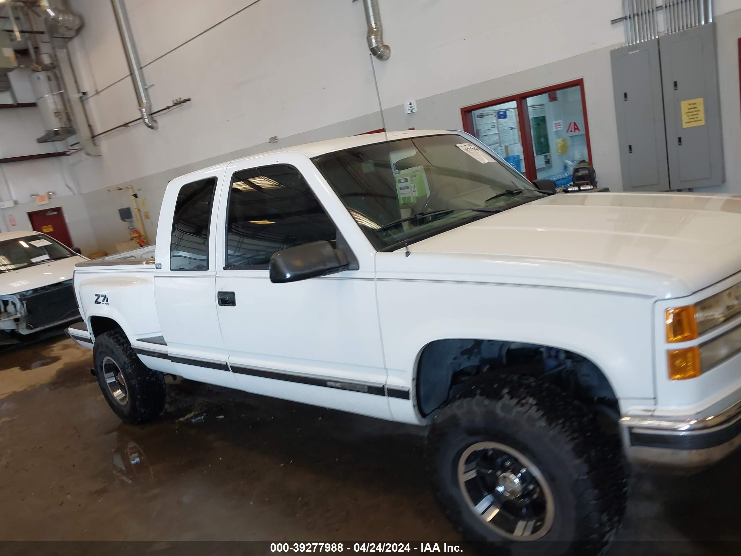 Photo 12 VIN: 2GTEK19KXR1563178 - GMC SIERRA 