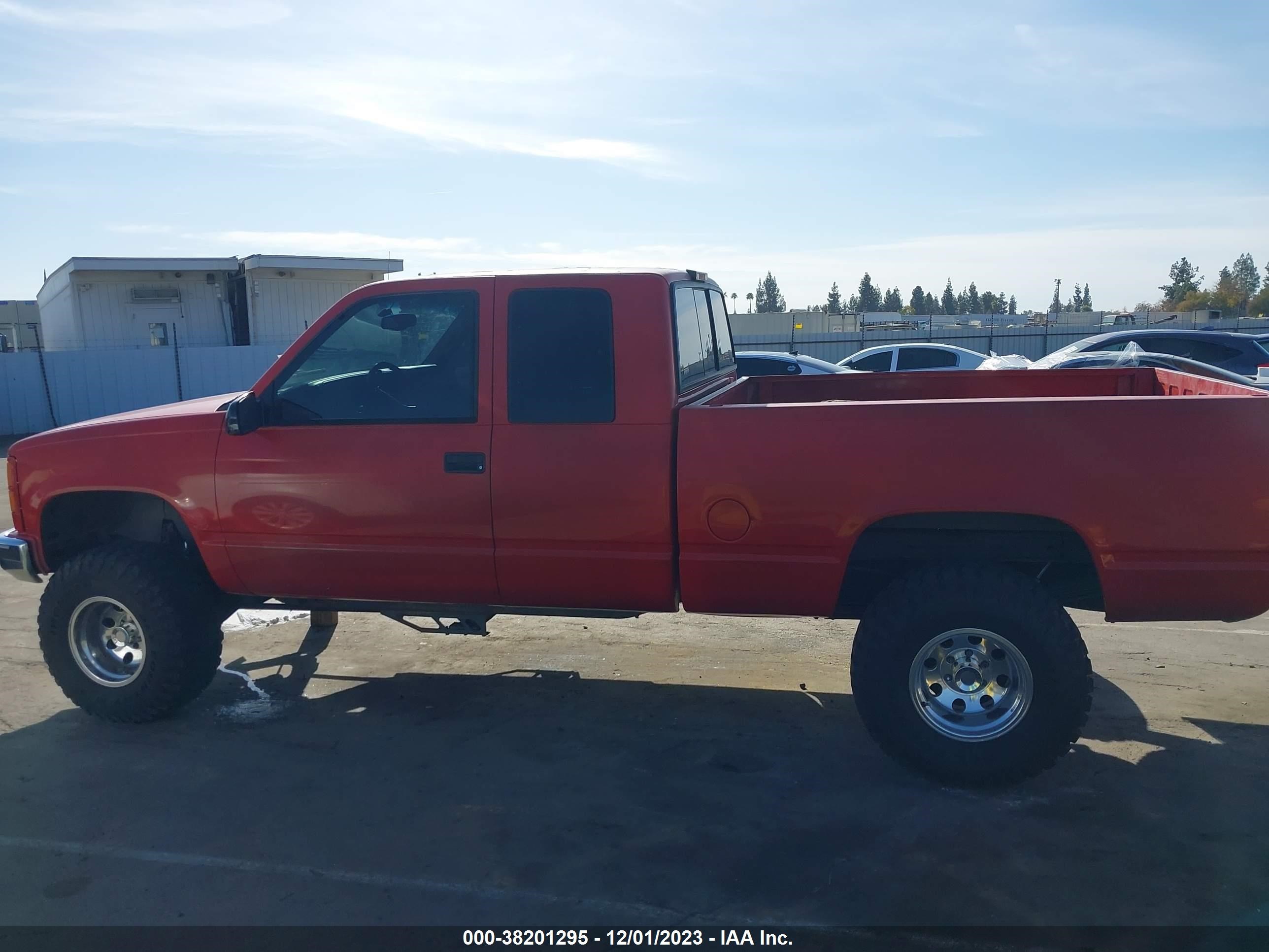 Photo 14 VIN: 2GTEK19R3V1548478 - GMC SIERRA 