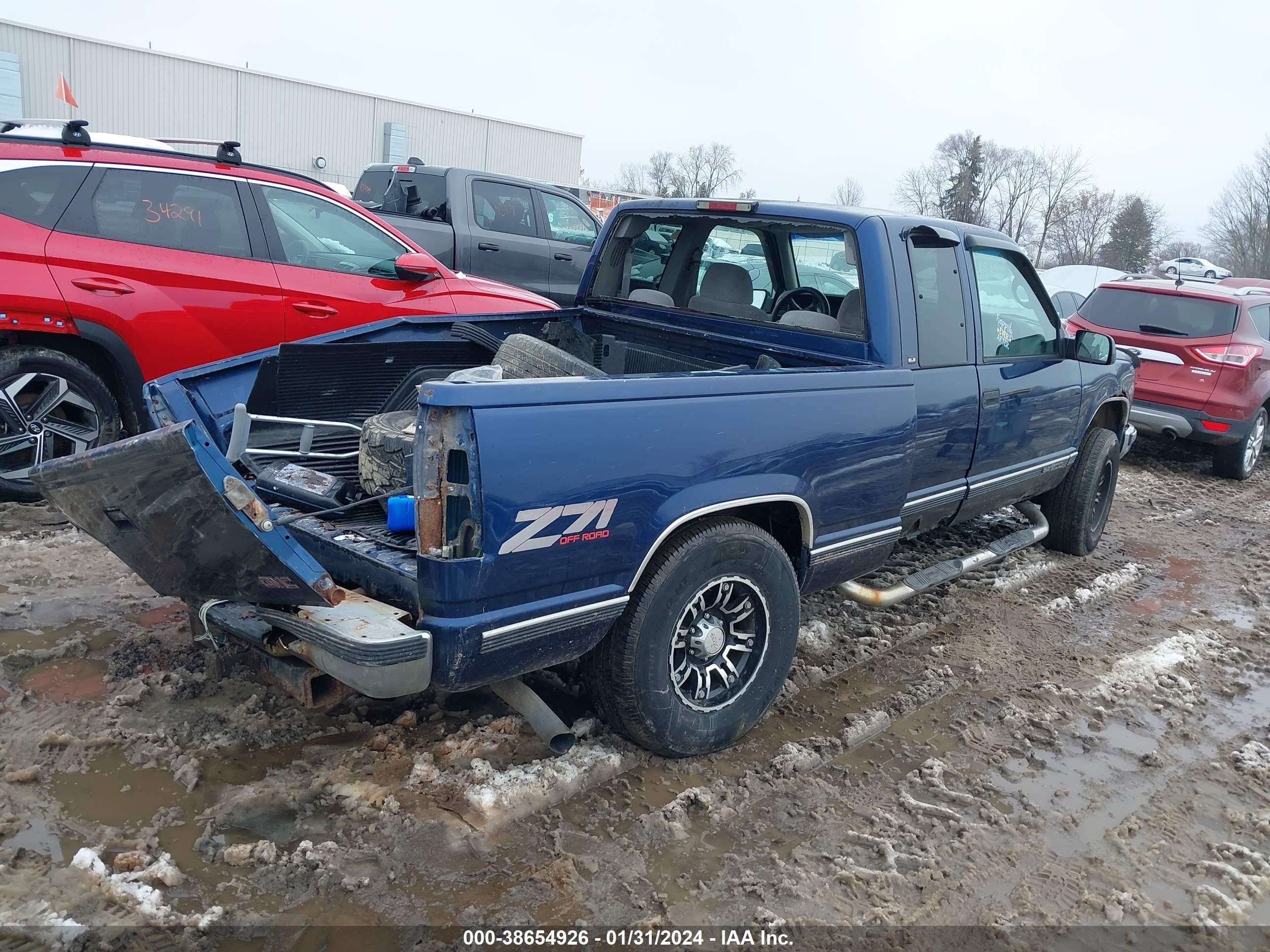 Photo 3 VIN: 2GTEK19R5W1530713 - GMC SIERRA 