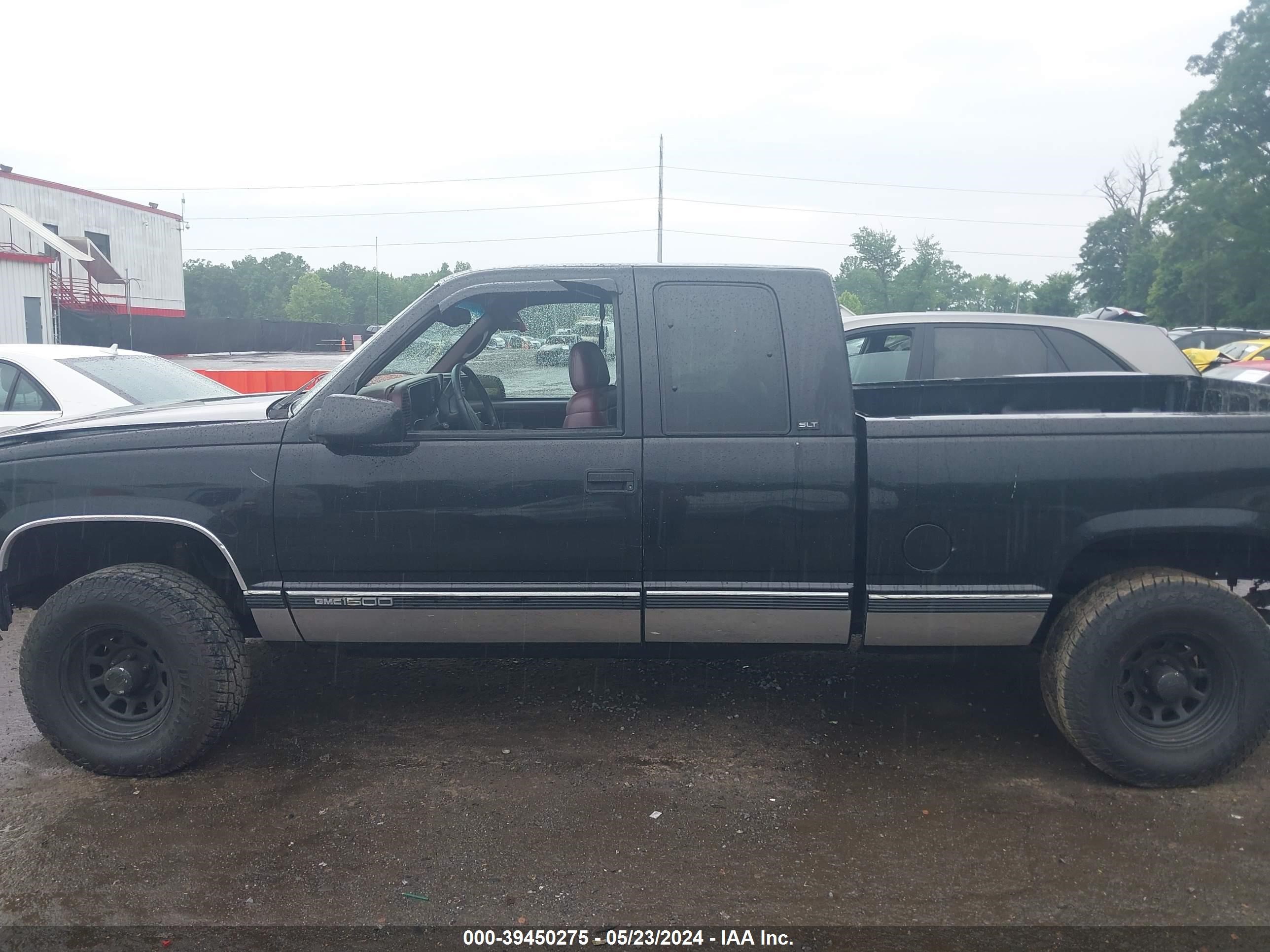 Photo 13 VIN: 2GTEK19R6V1532694 - GMC SIERRA 