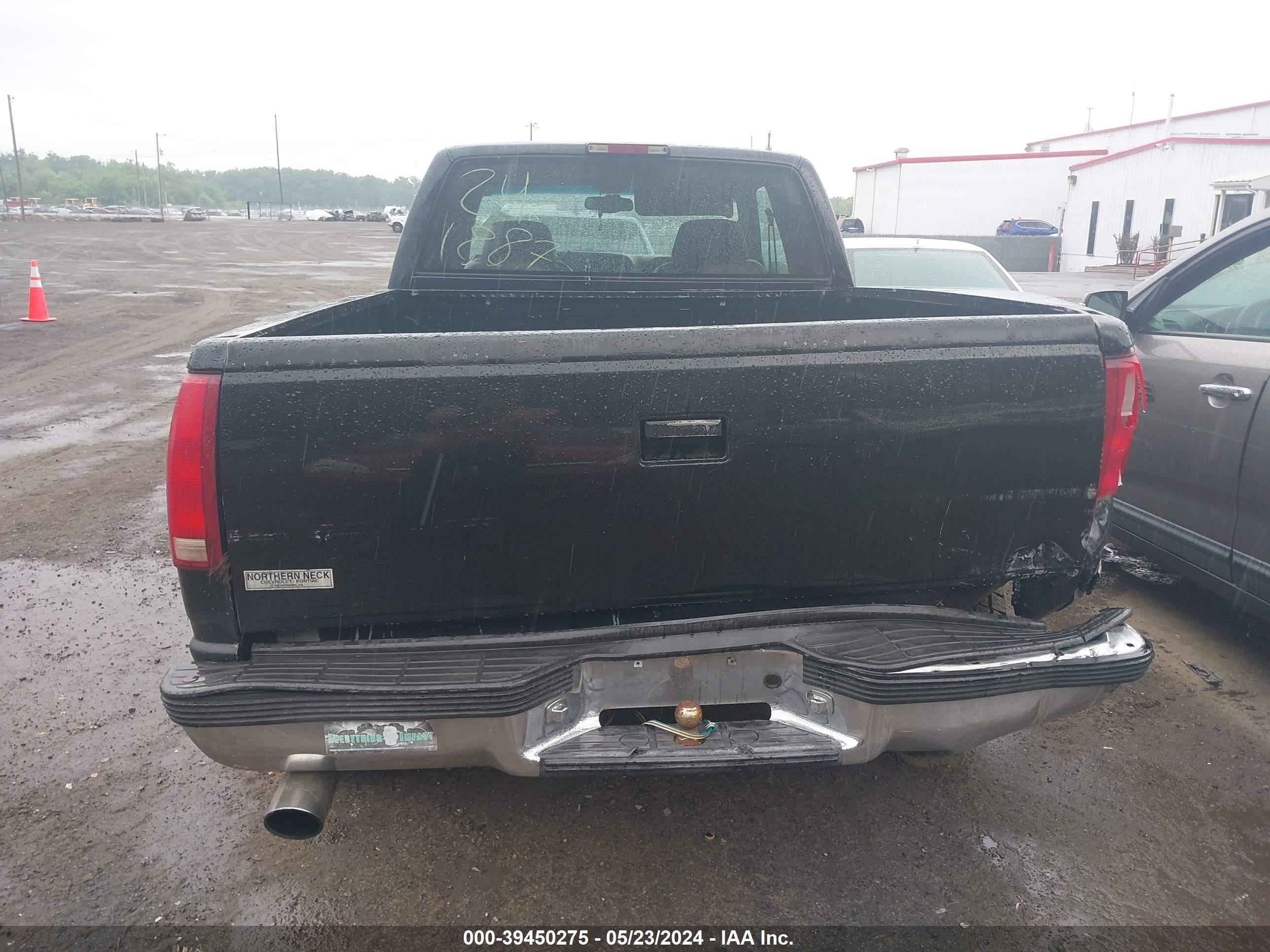 Photo 15 VIN: 2GTEK19R6V1532694 - GMC SIERRA 