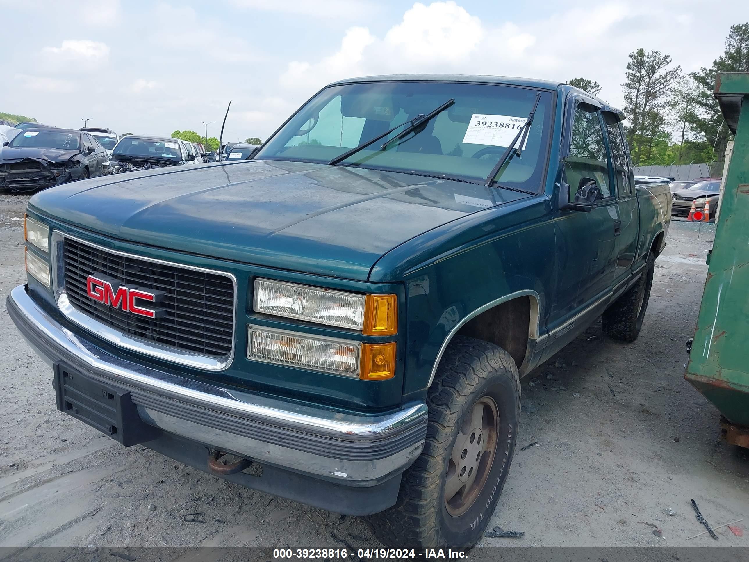 Photo 1 VIN: 2GTEK19R9V1564443 - GMC SIERRA 