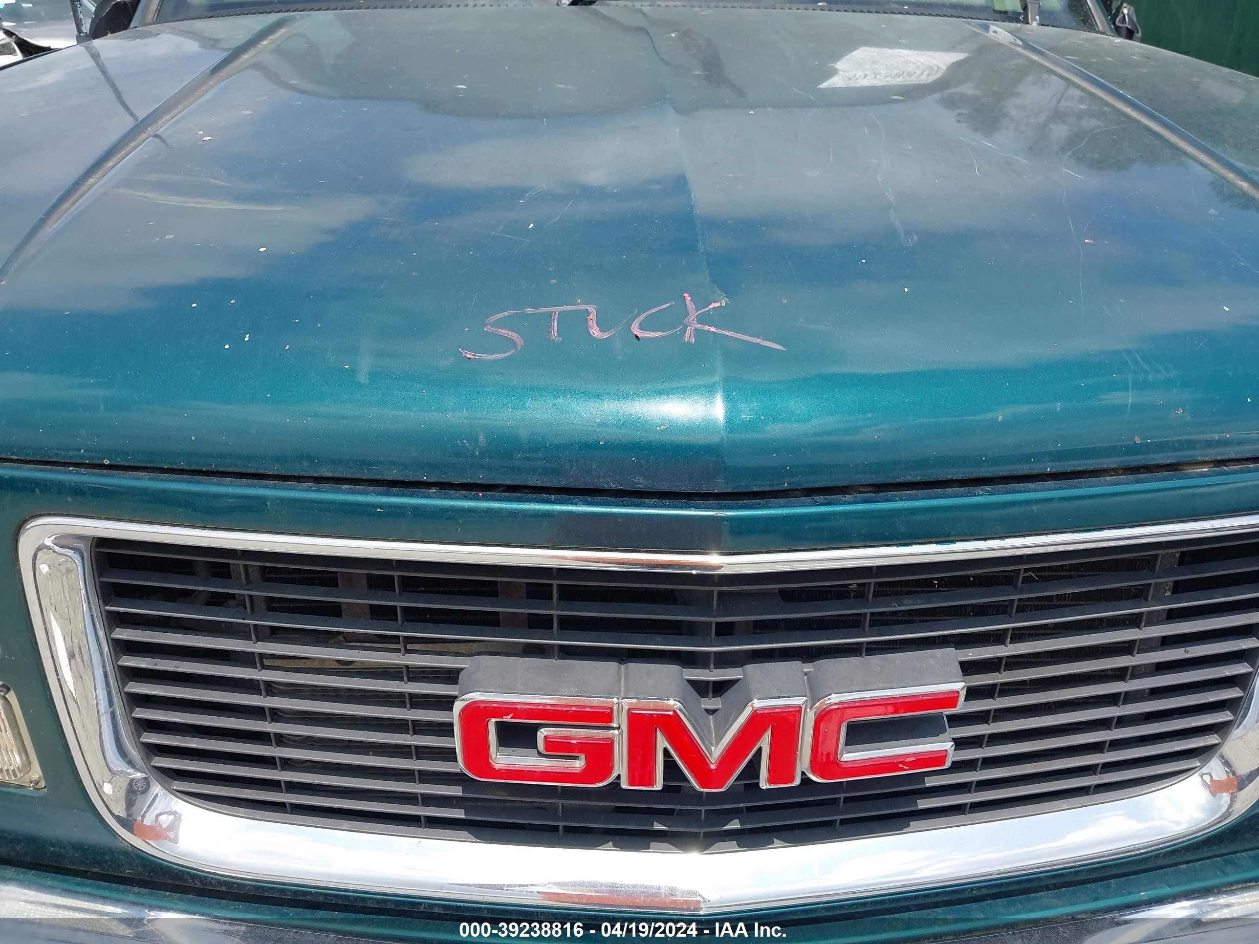 Photo 9 VIN: 2GTEK19R9V1564443 - GMC SIERRA 