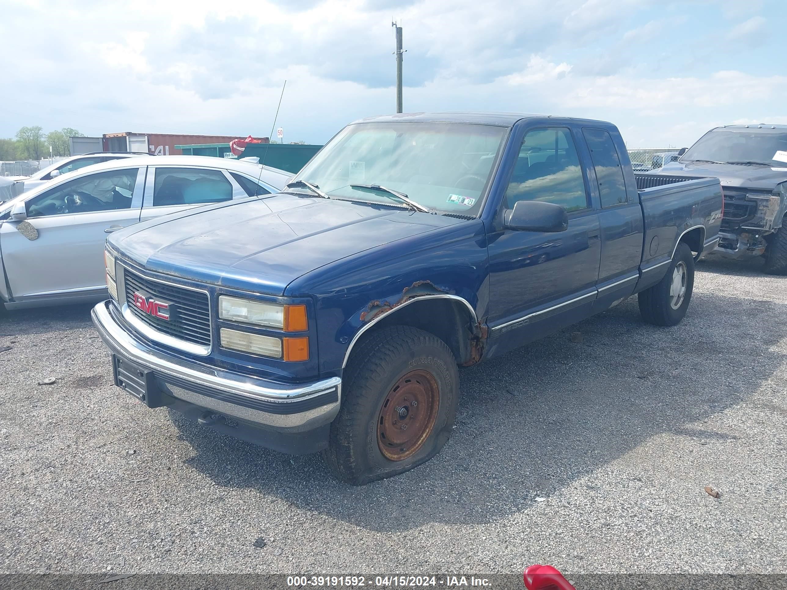 Photo 1 VIN: 2GTEK19RXW1562203 - GMC SIERRA 