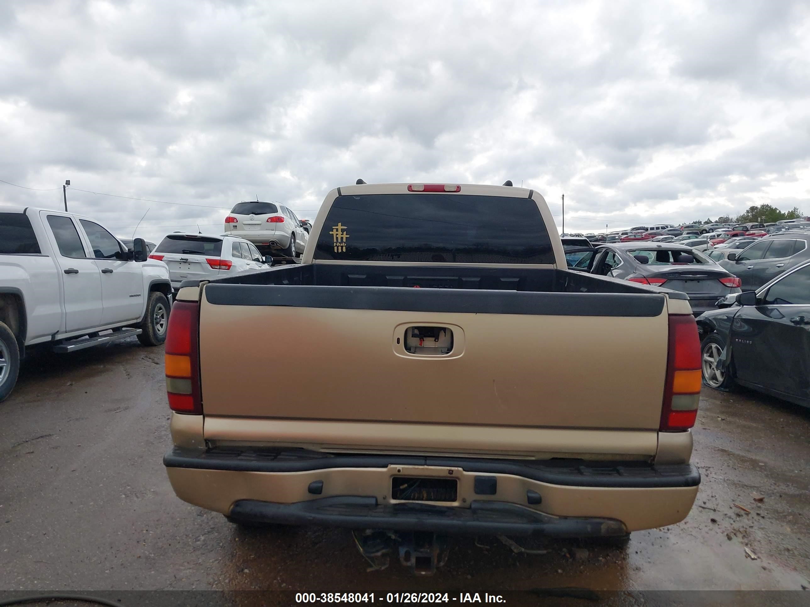 Photo 15 VIN: 2GTEK19T041319752 - GMC SIERRA 