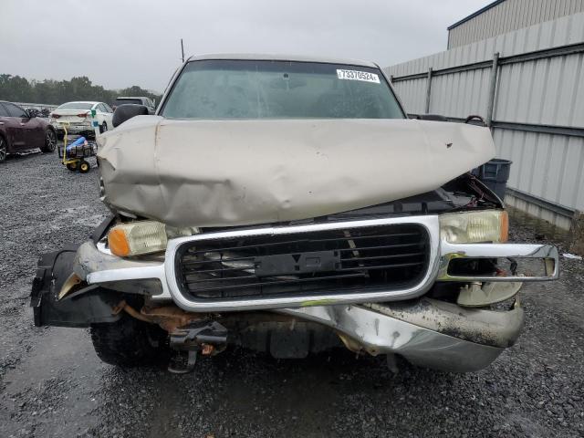 Photo 4 VIN: 2GTEK19T0Y1271255 - GMC NEW SIERRA 