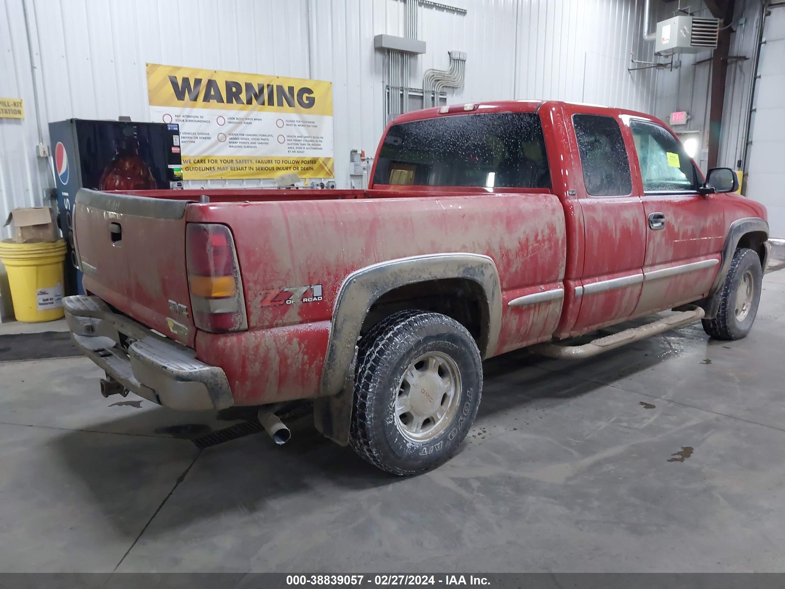 Photo 3 VIN: 2GTEK19T221260099 - GMC SIERRA 